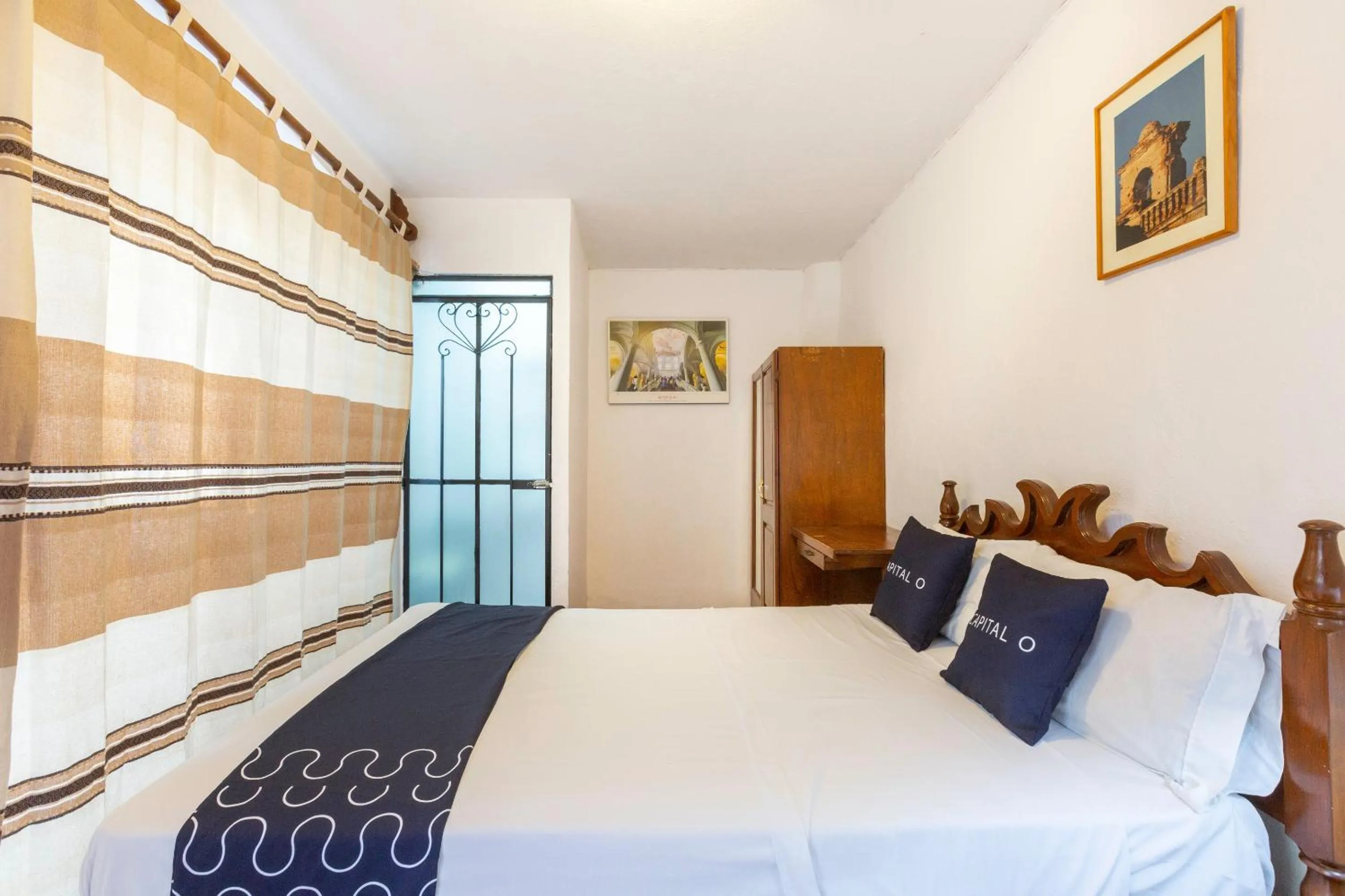 Bedroom in Capital O Posada La Casa De La Tia, Oaxaca