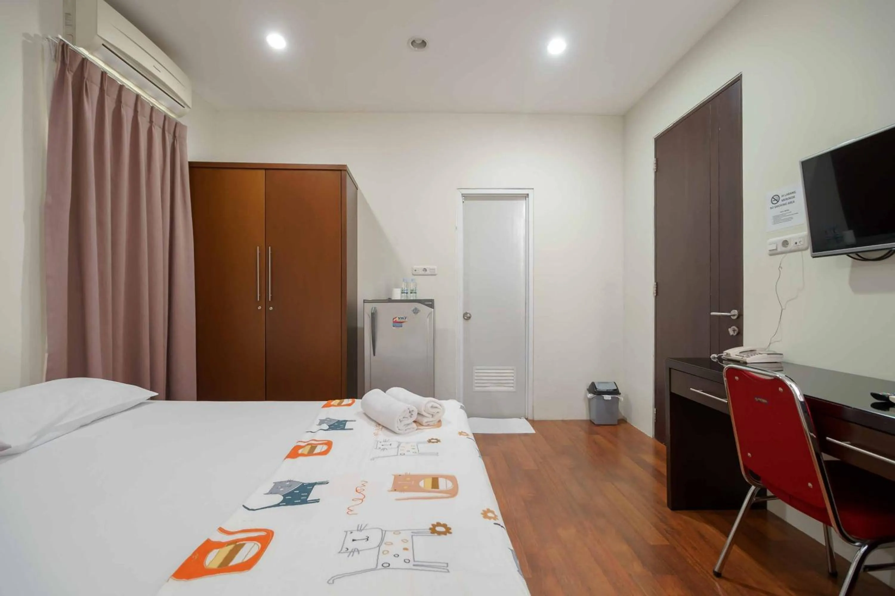 Bed in Avalon Karawaci Mitra RedDoorz