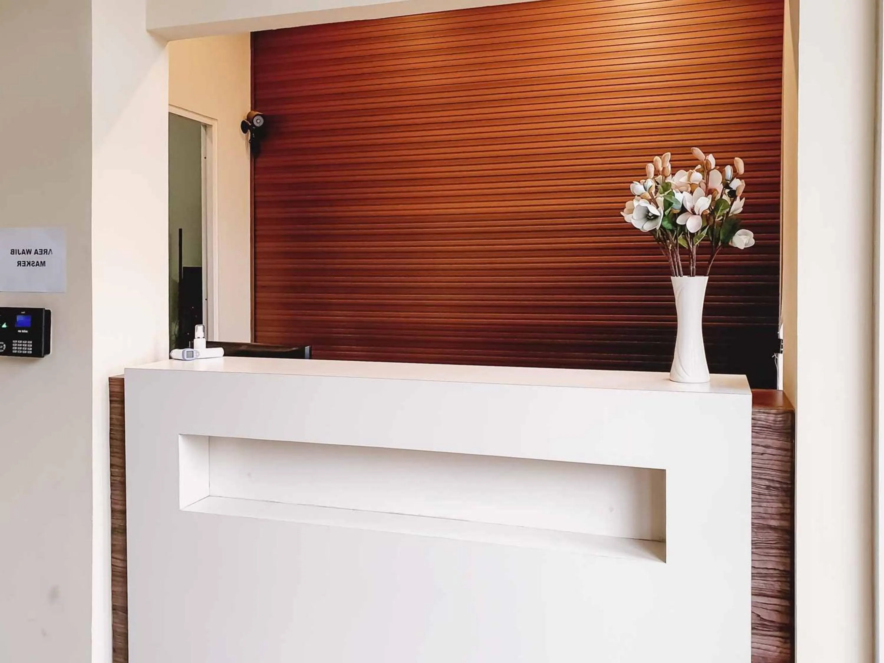 Lobby or reception in Avalon Karawaci Mitra RedDoorz