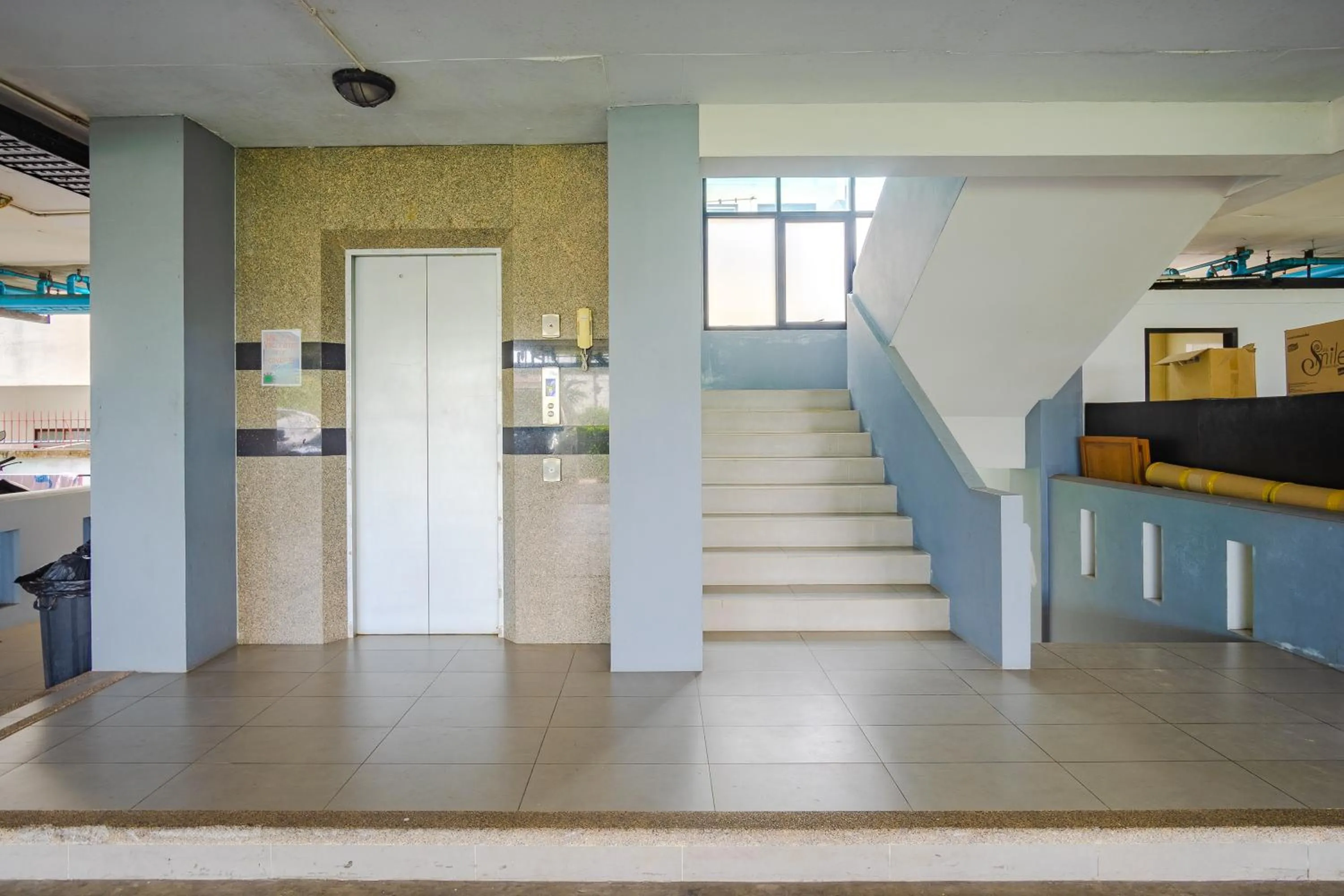 elevator in AJ Residence