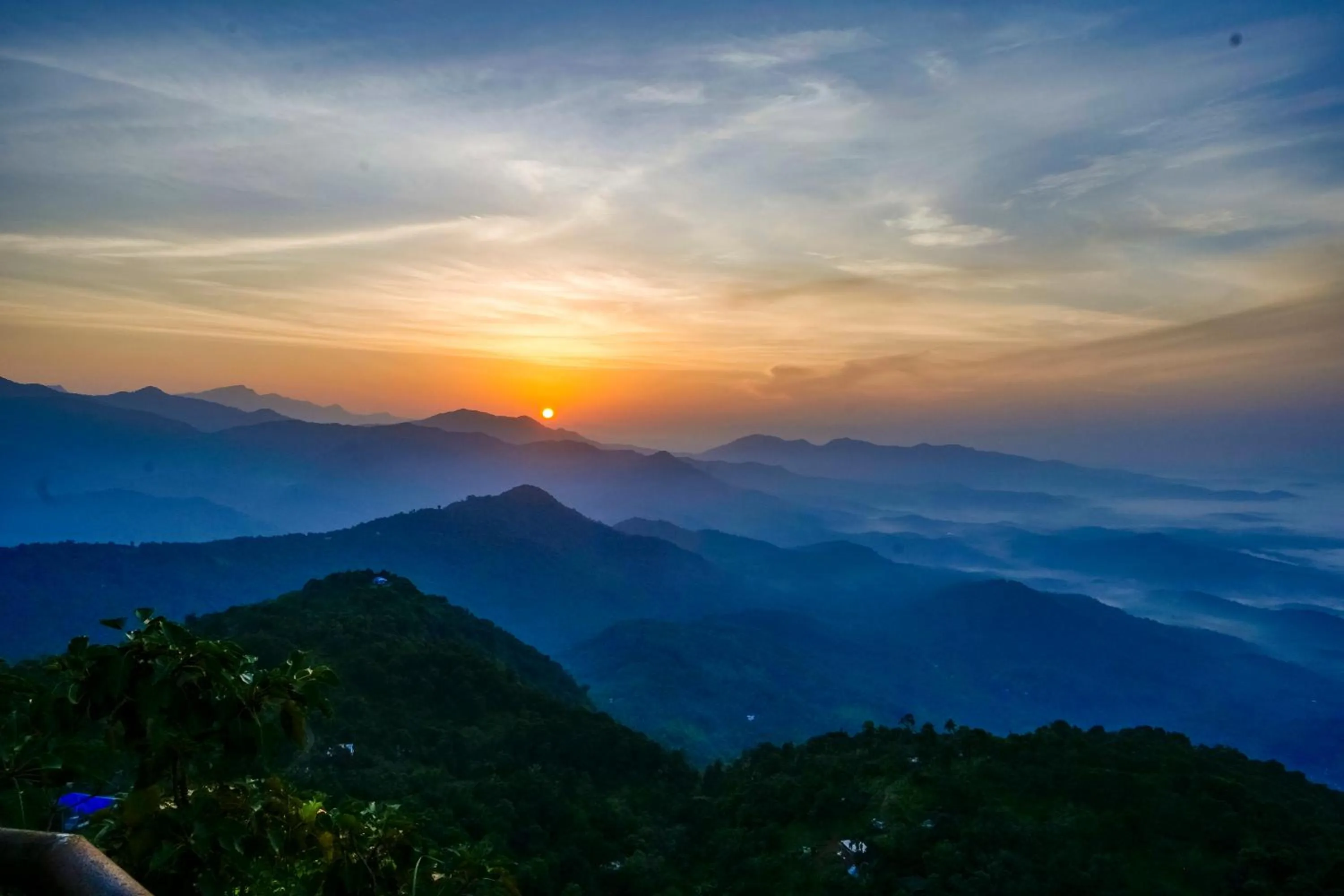 Sunset in CHILLAX Resorts Palakkayam THATTU
