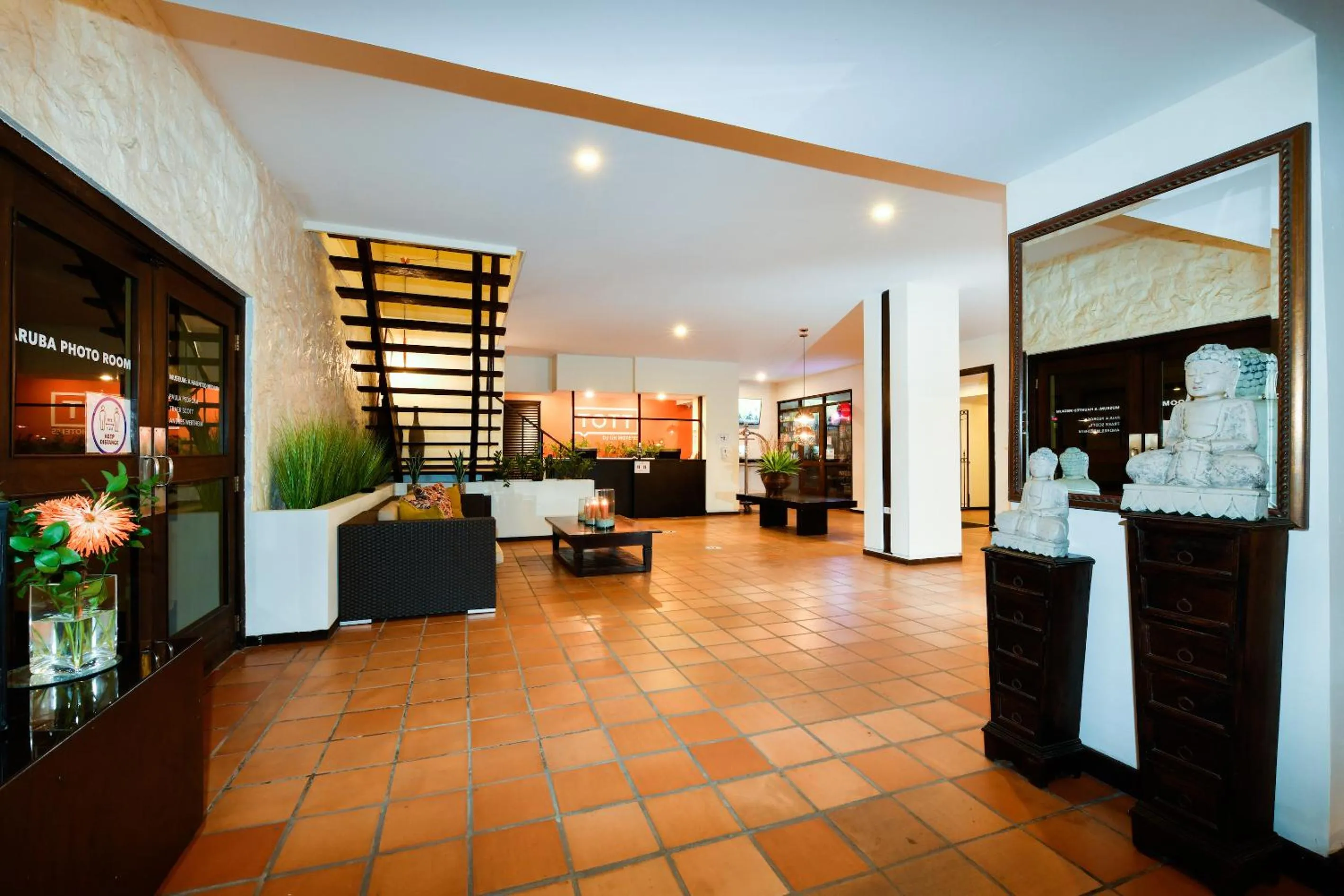 Lobby or reception in Talk of the Town Beach Hotel & Beach Club by GH Hoteles