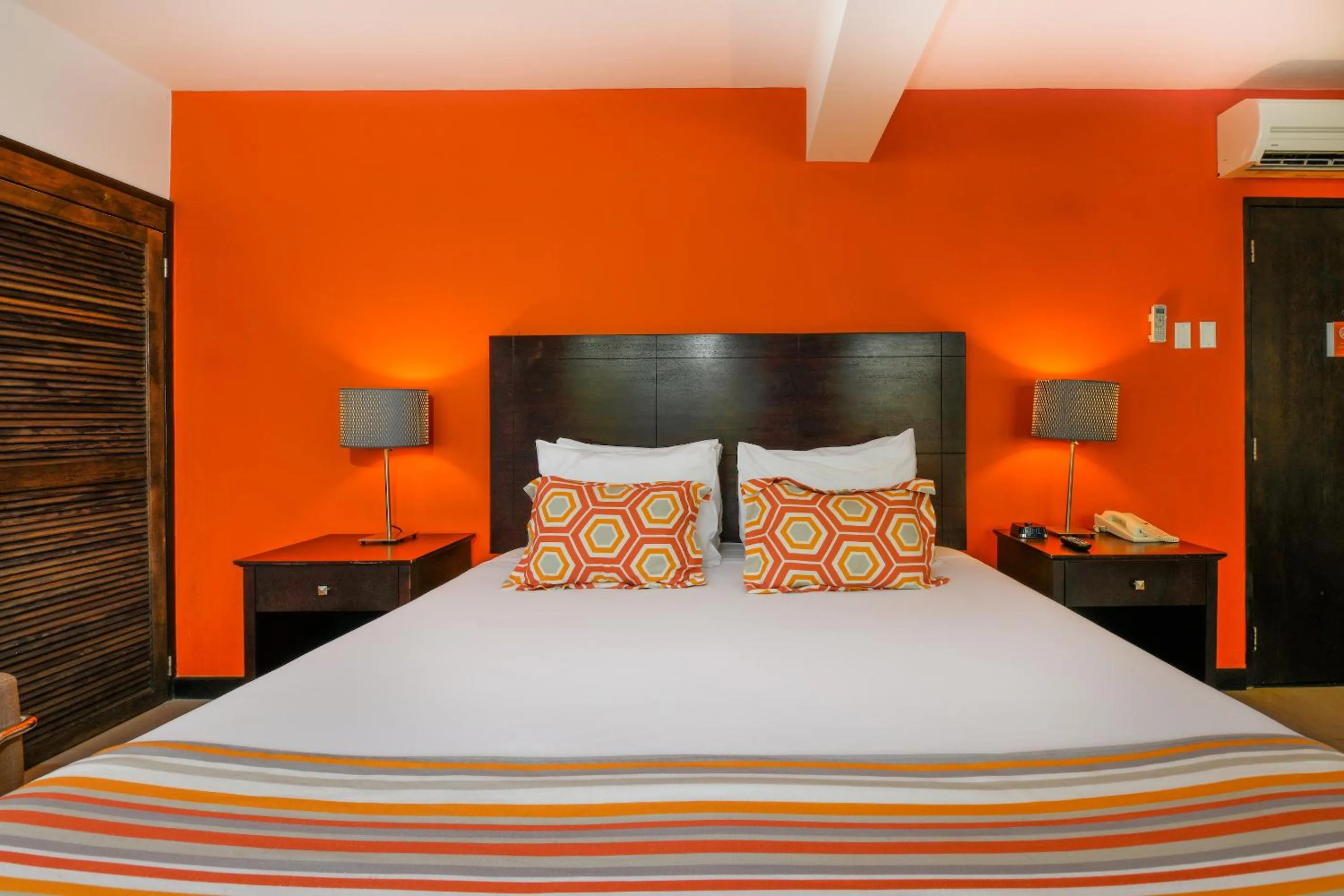 Bedroom in Talk of the Town Beach Hotel & Beach Club by GH Hoteles