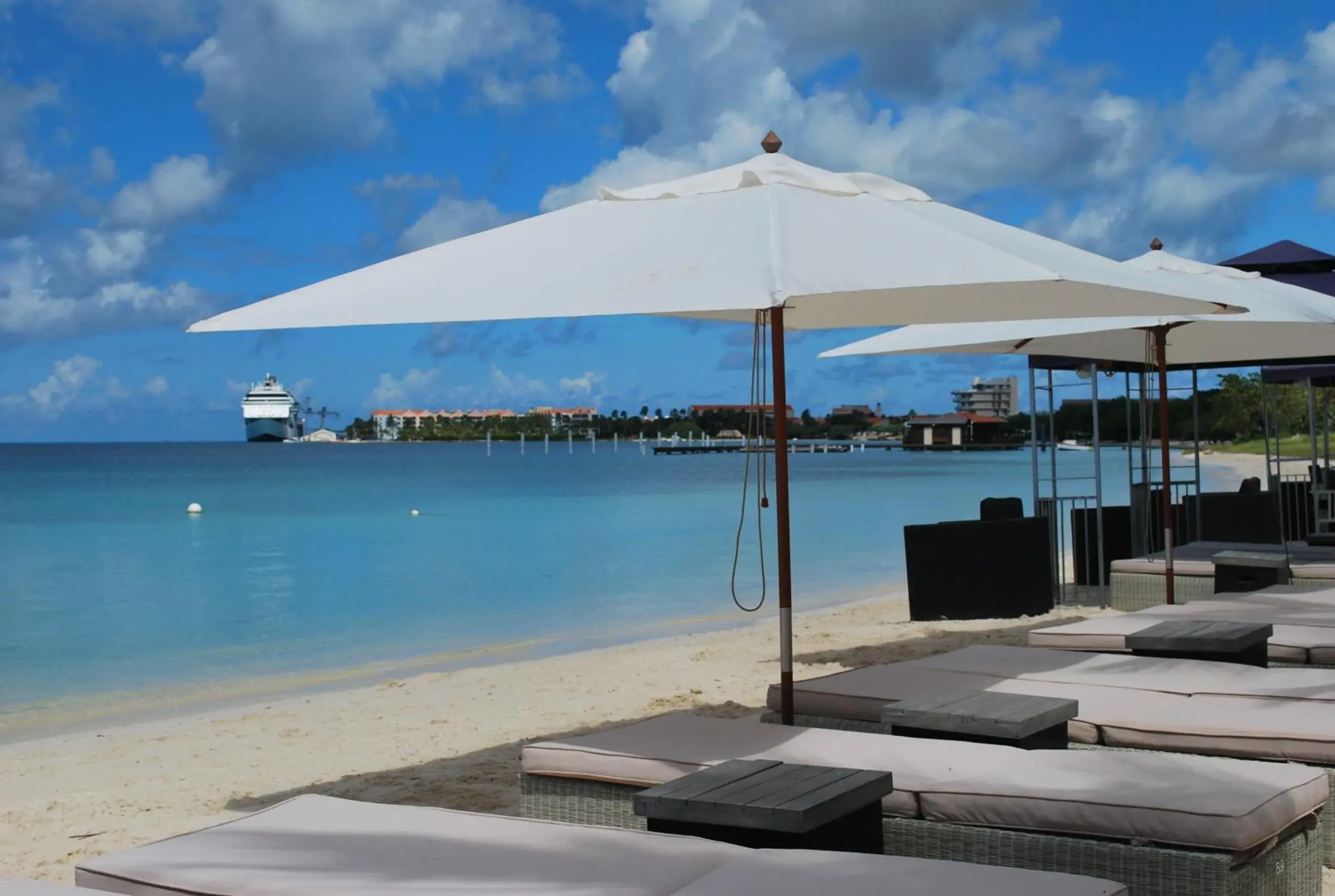 voco Surfside Aruba by IHG voco Surfside Aruba by IHG