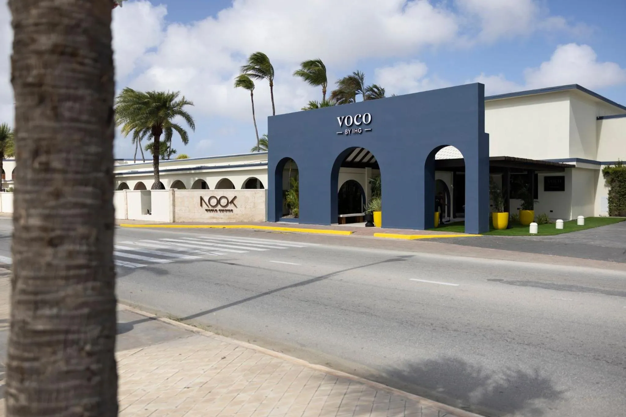 Property building in voco Surfside Aruba by IHG