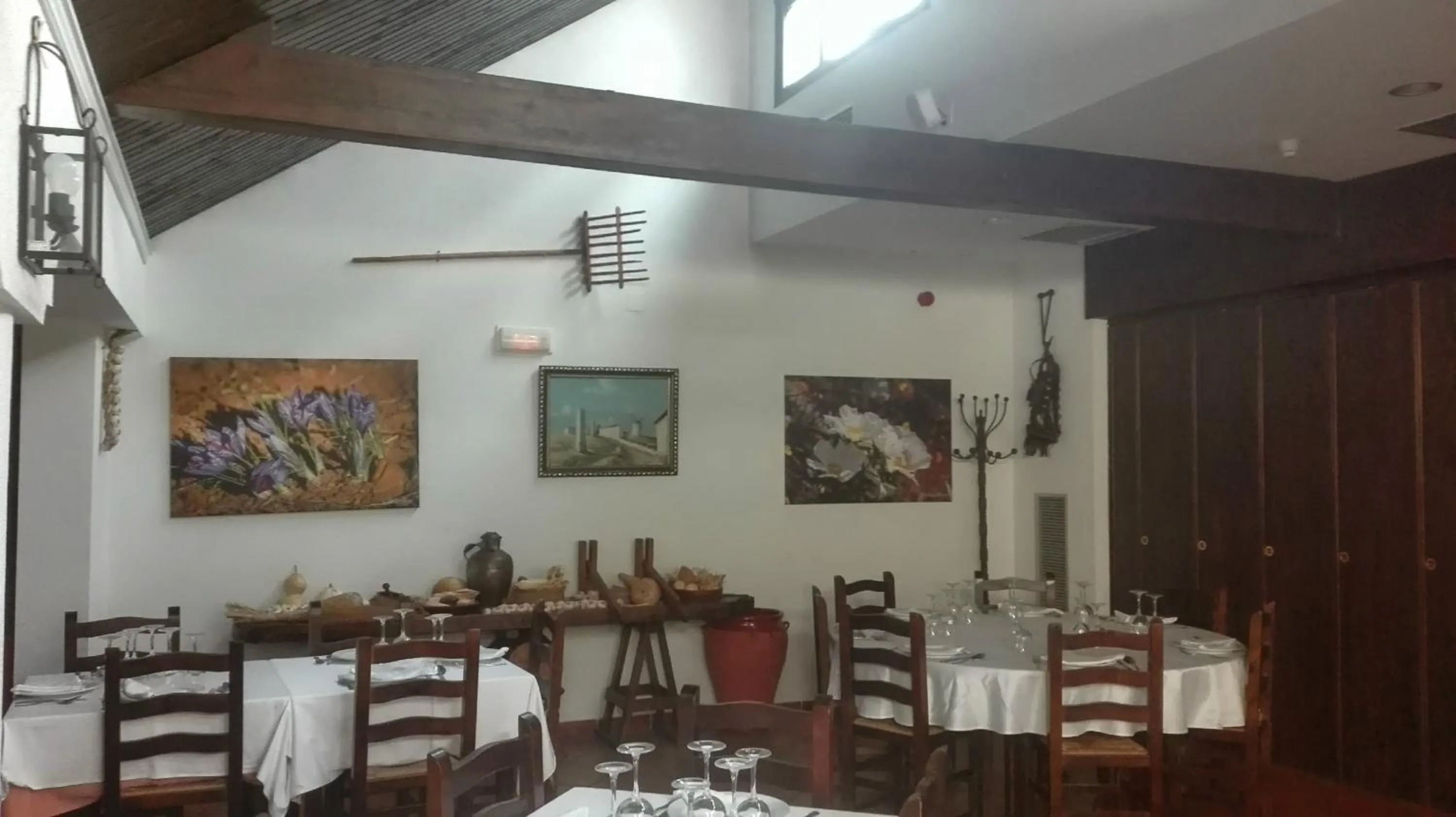 Restaurant/places to eat in Hotel El Puerto