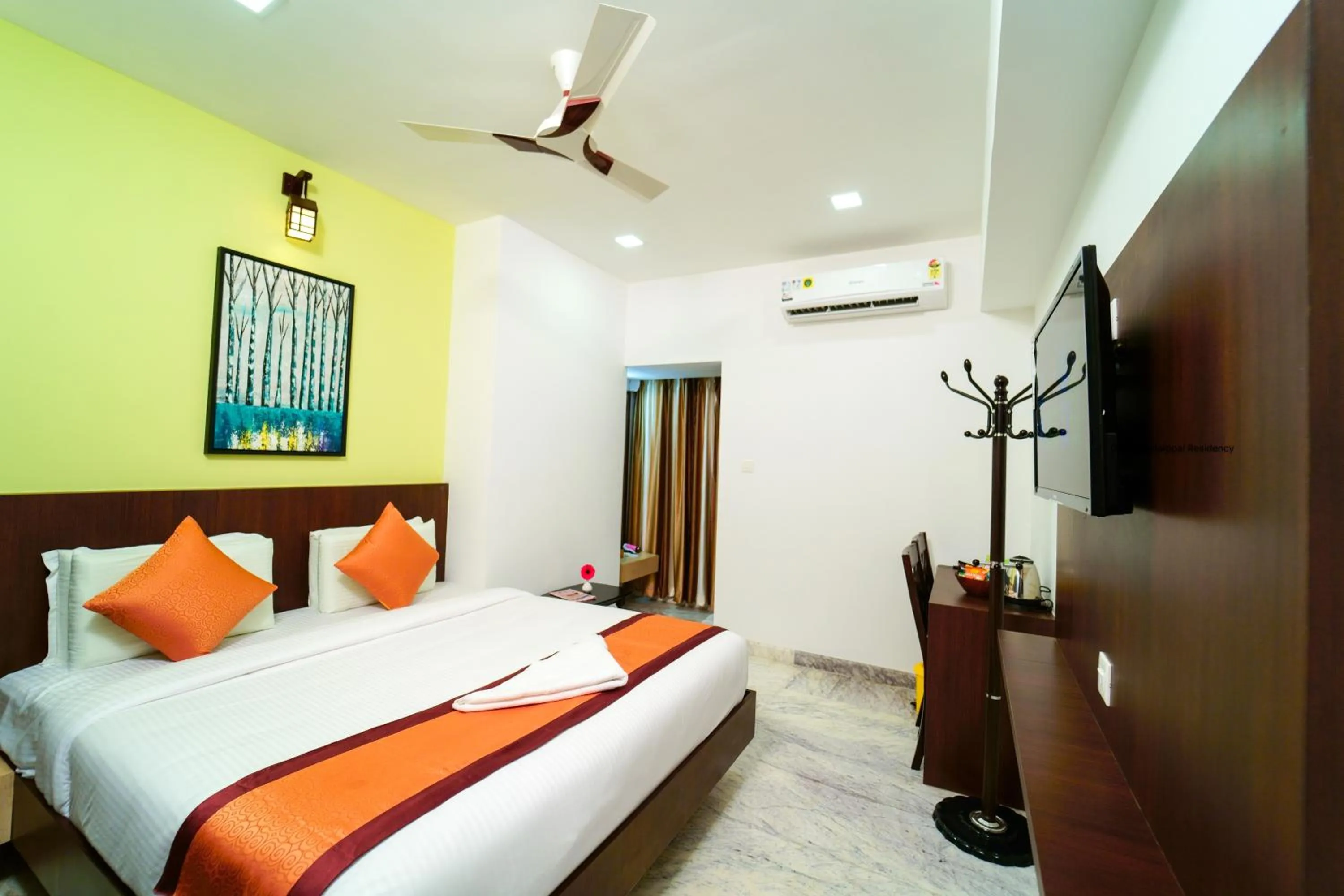 Bed in Grand Padappai Residency - GPR