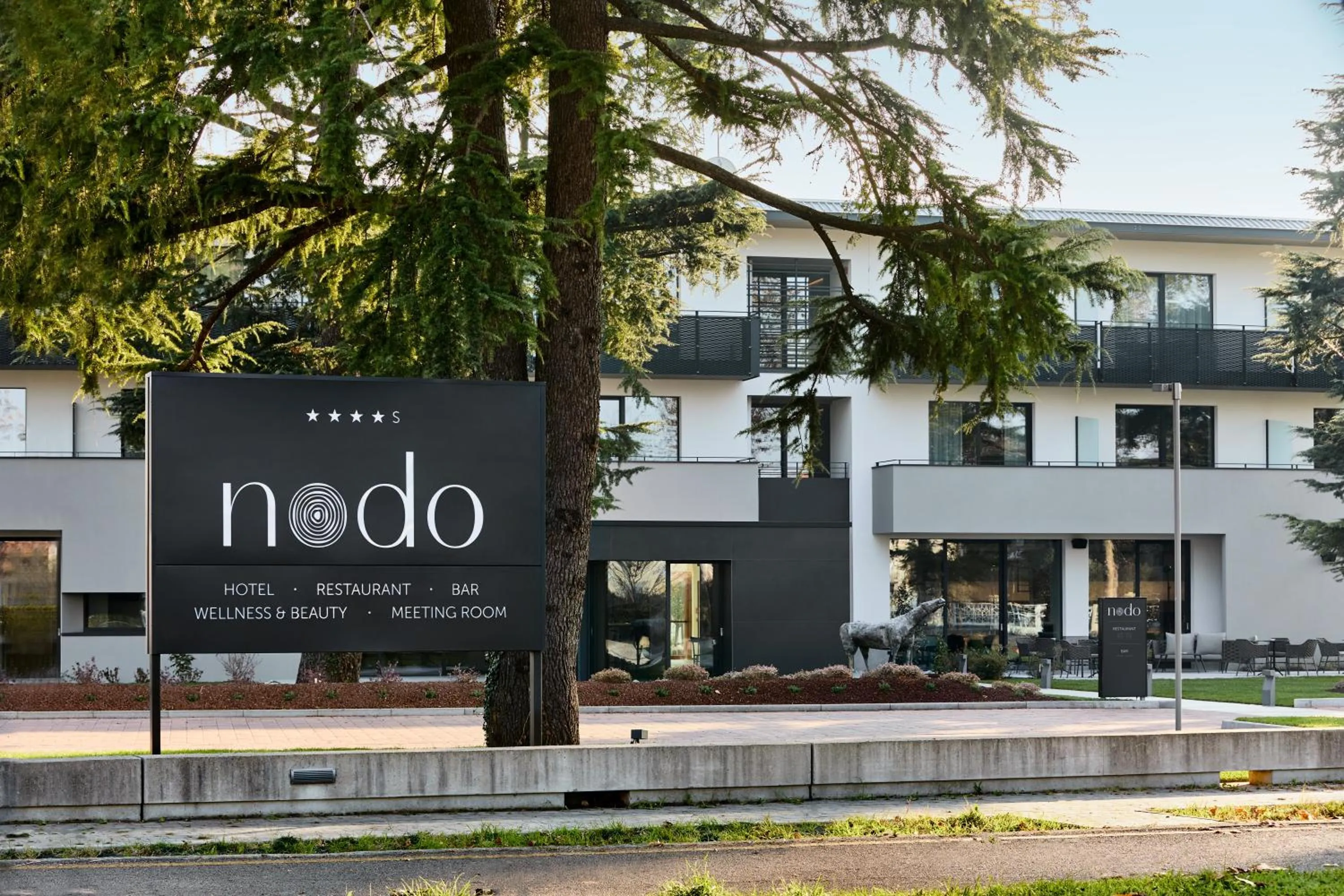 Property building in Nodo Hotel