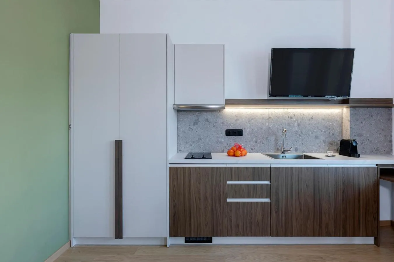 Kitchen or kitchenette in Acro Urban Suites