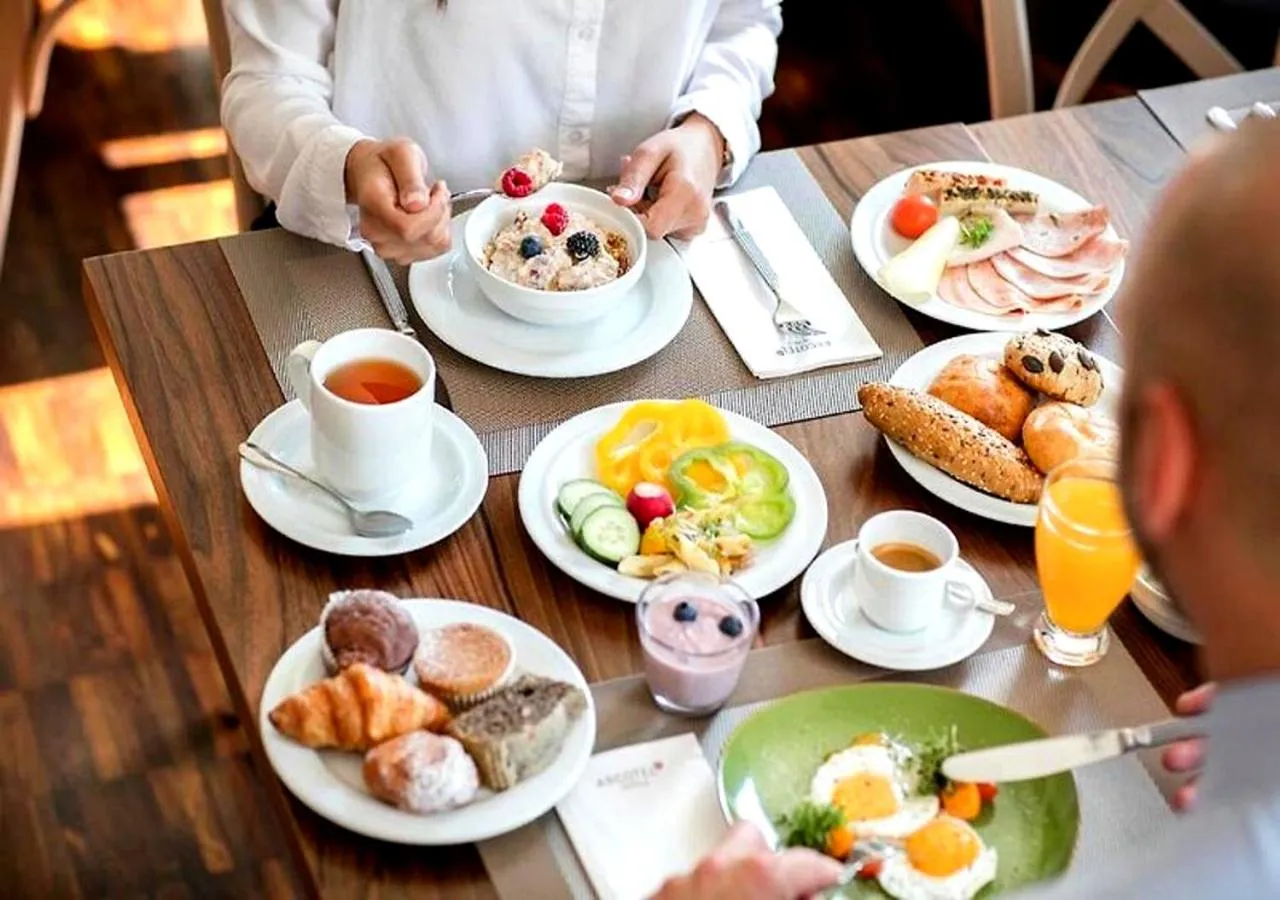 Breakfast in ARCOTEL HafenCity Dresden