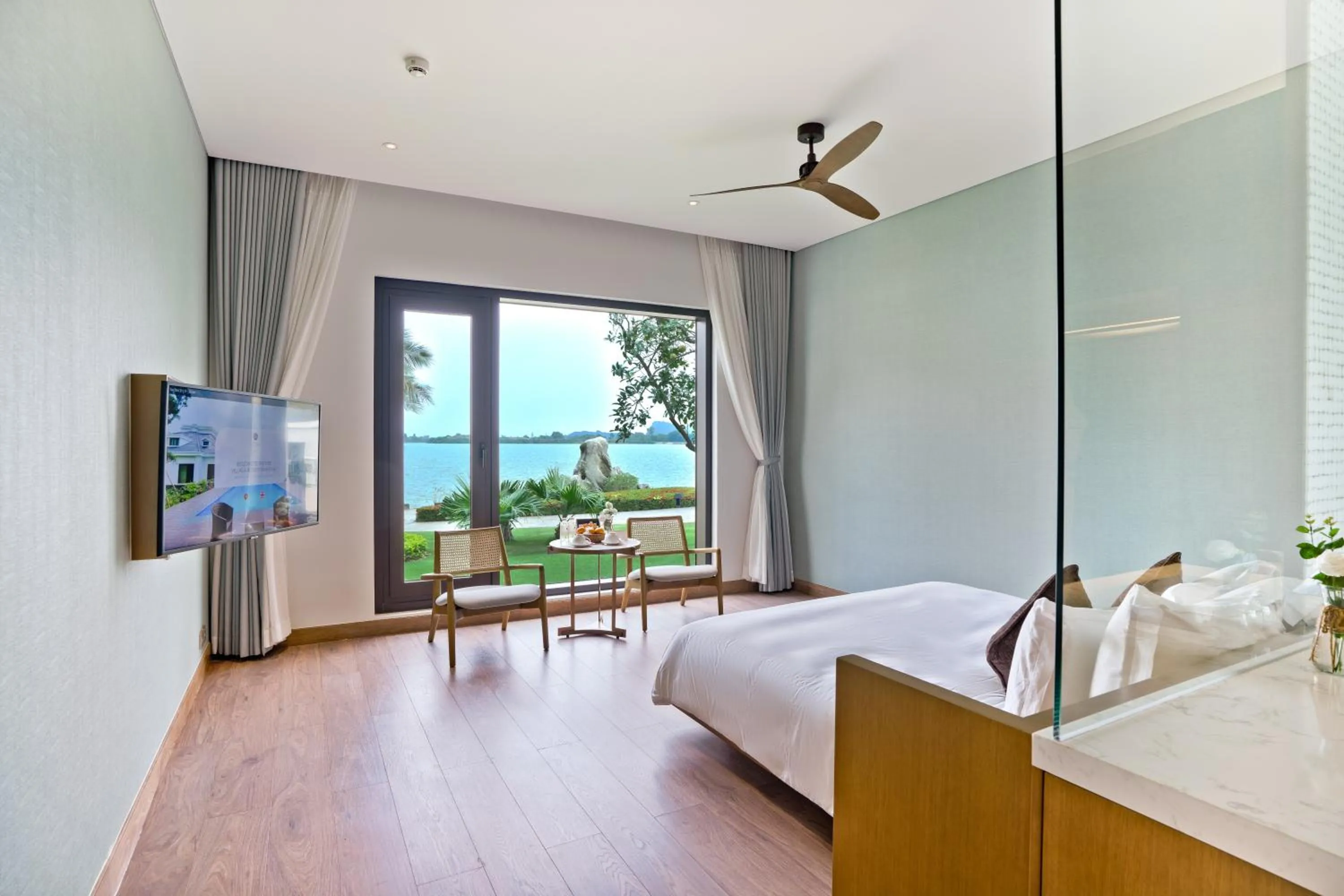 TV and multimedia in The Five Resort & Golf Hoang Gia Ninh Binh