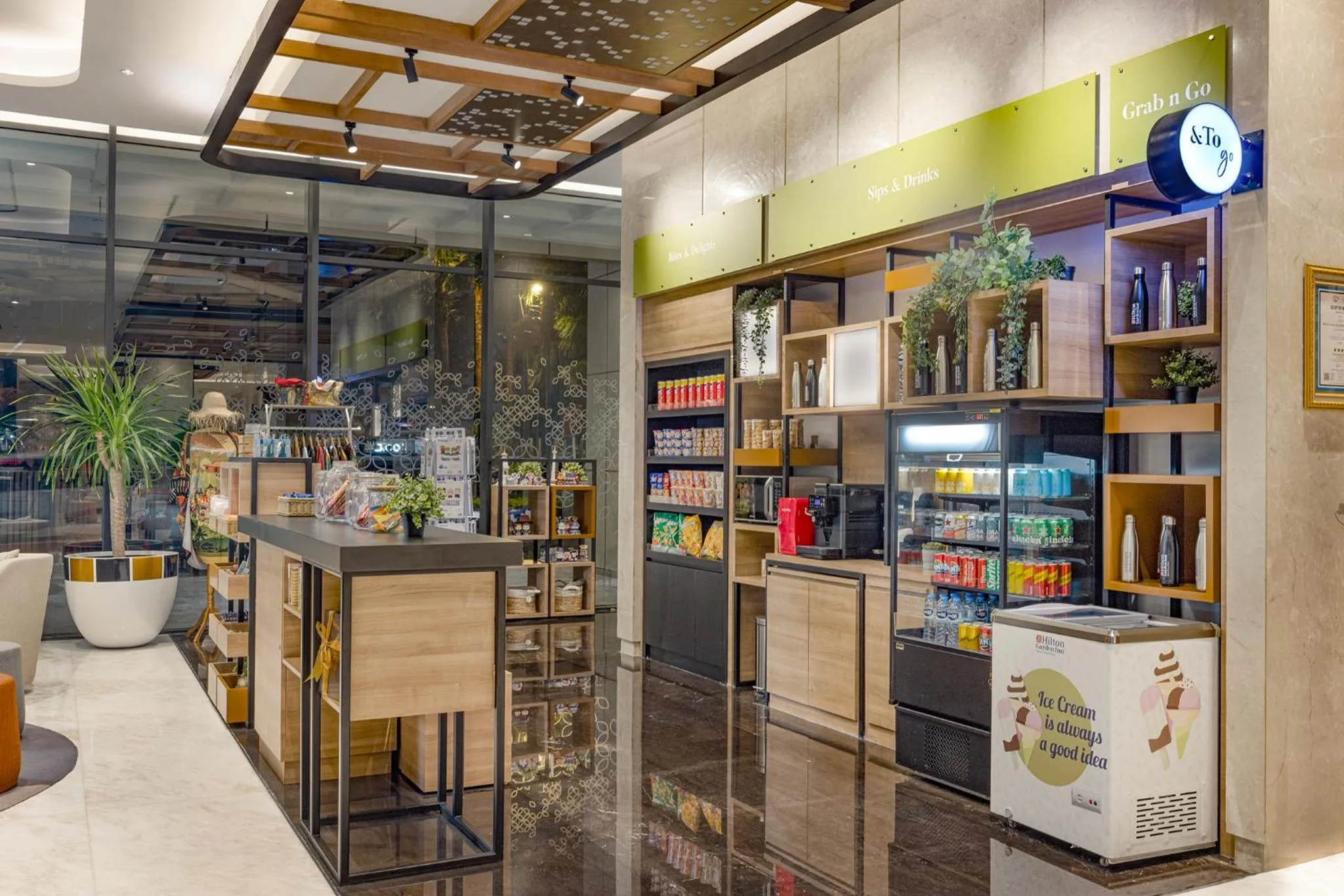 On-site shops in Hilton Garden Inn Jakarta Taman Palem
