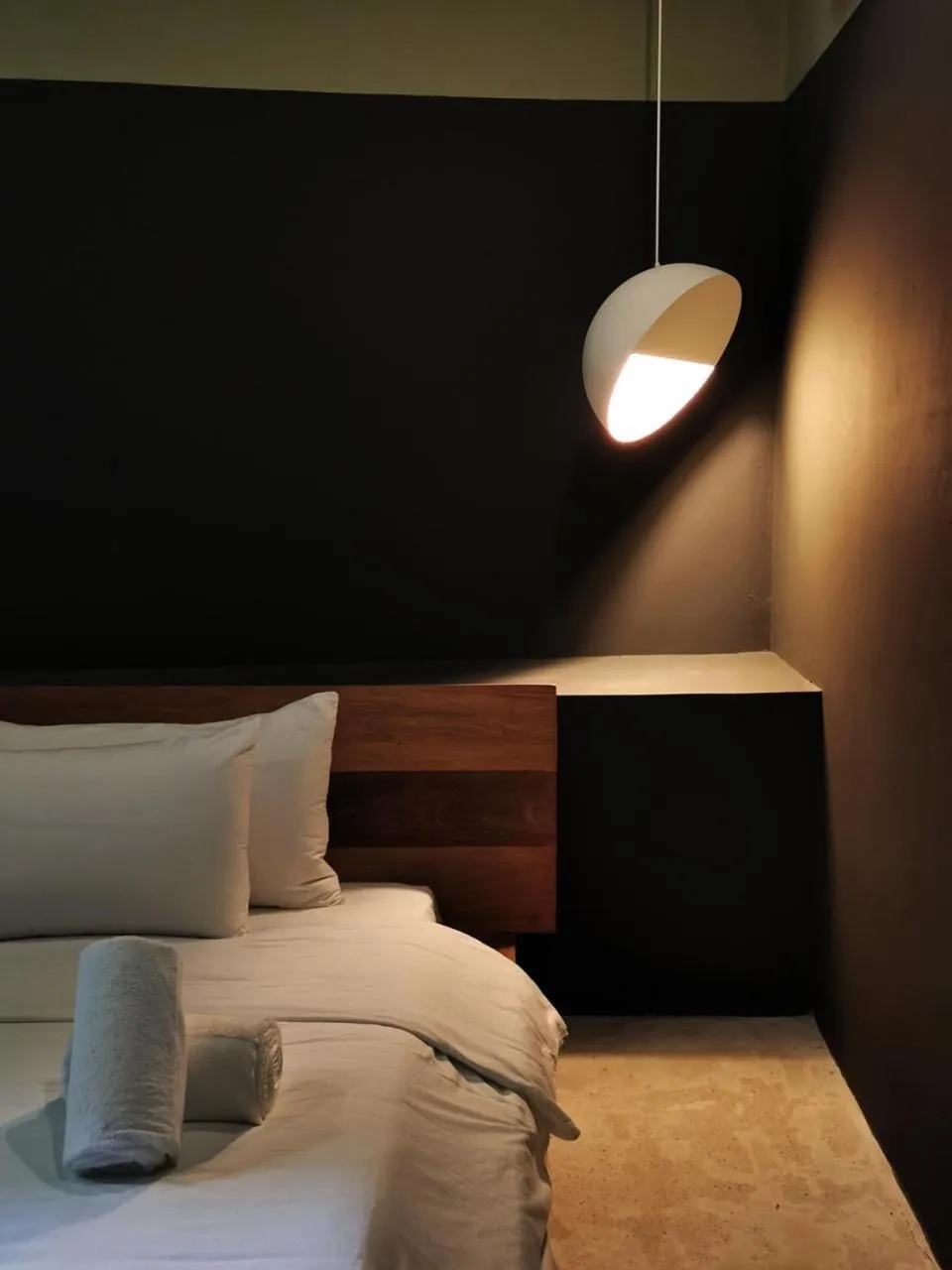 Bed in Loba Tulum Male Only