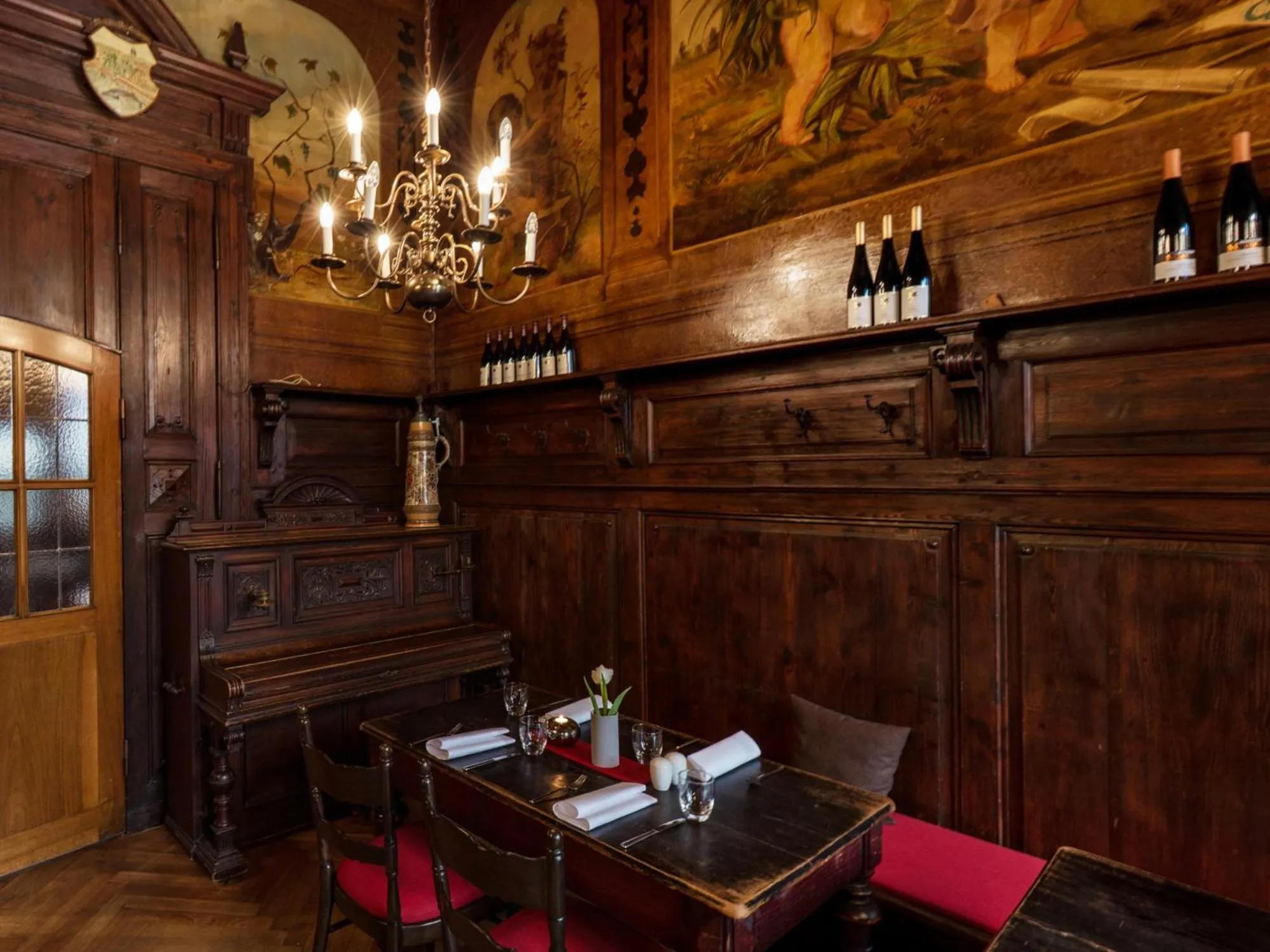 Restaurant/places to eat in Hotel zum Ritter