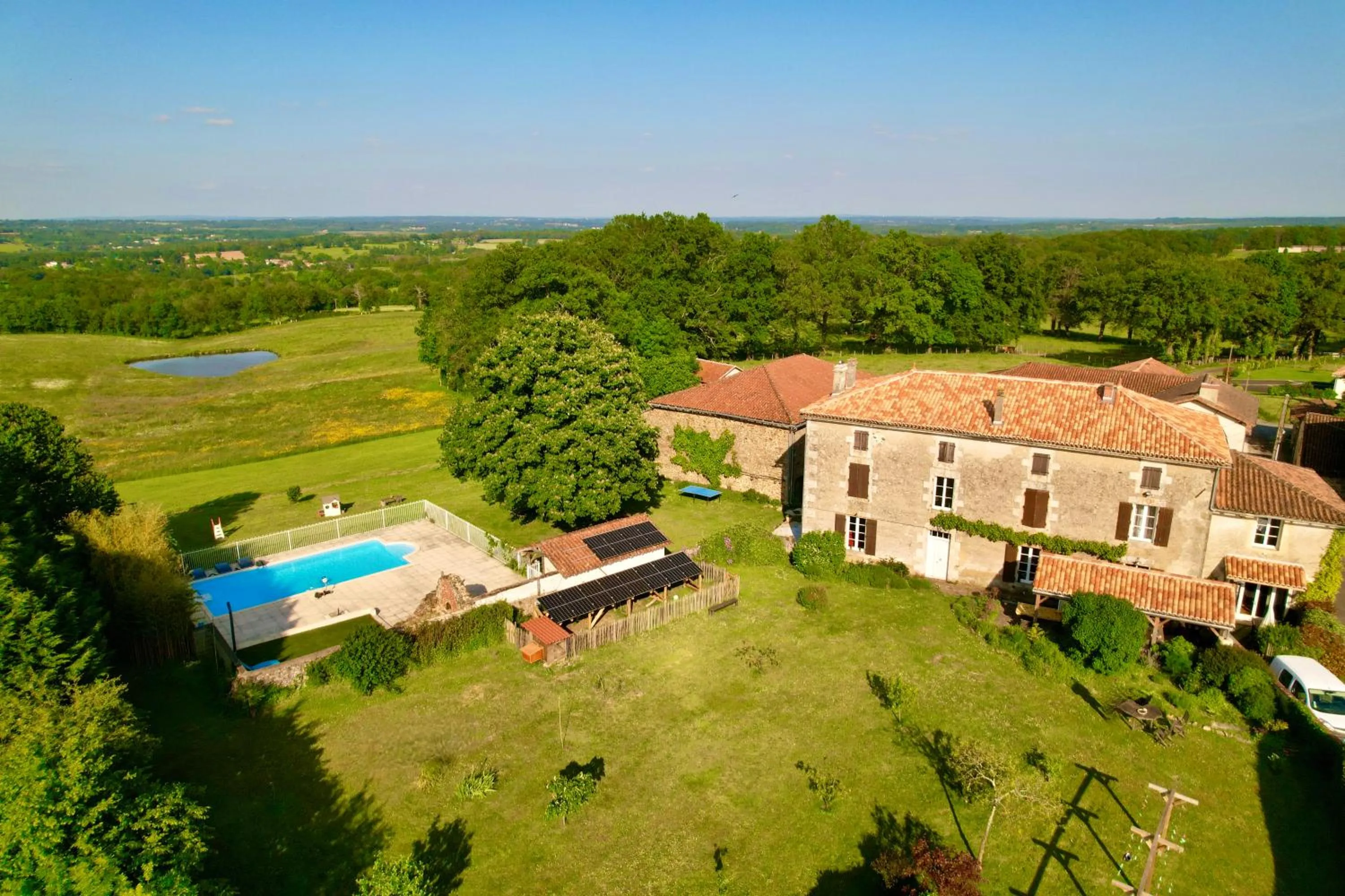 A L'Ombre Du Marronnier GITES