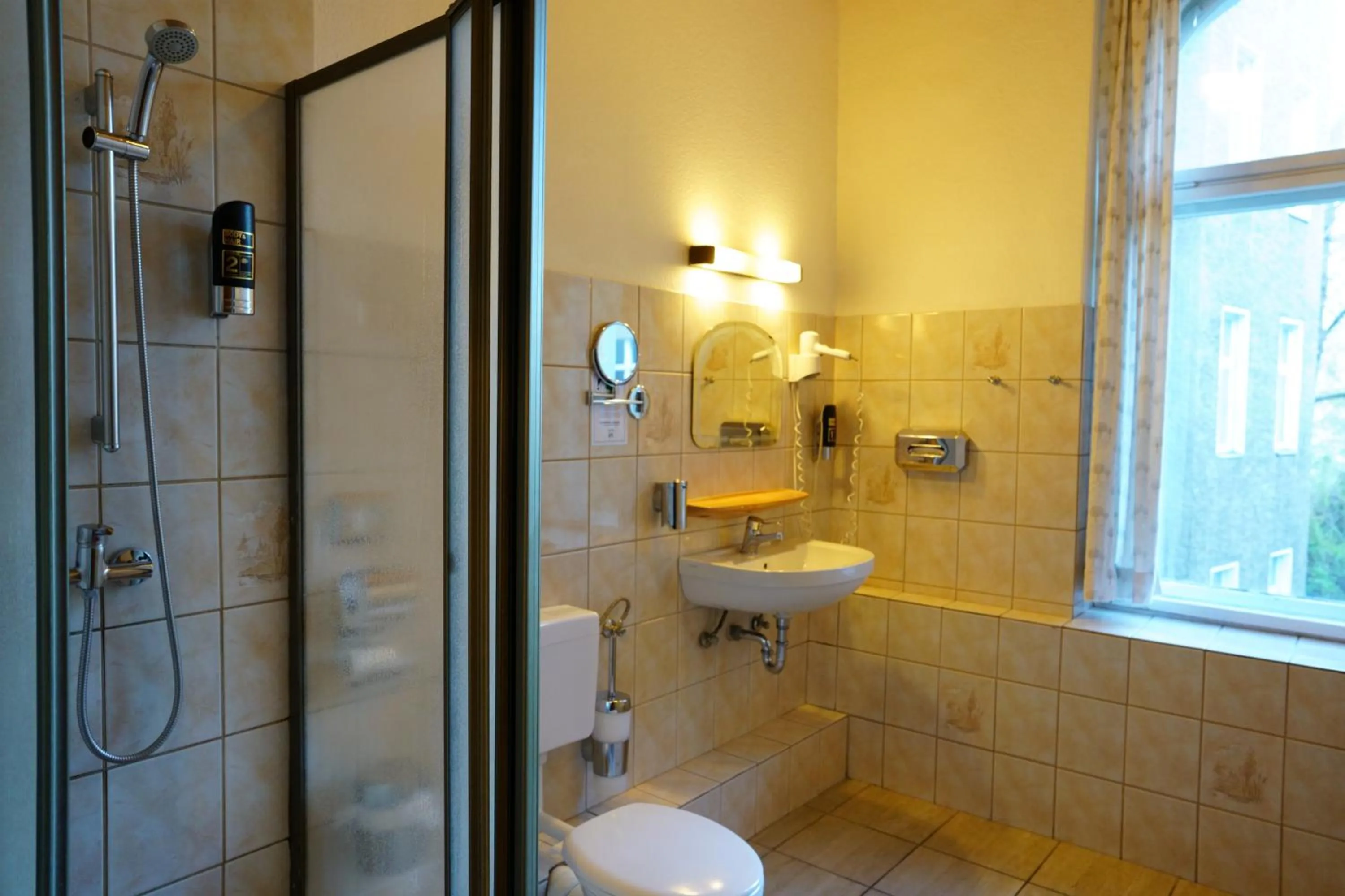 Bathroom in Hotel Margrit