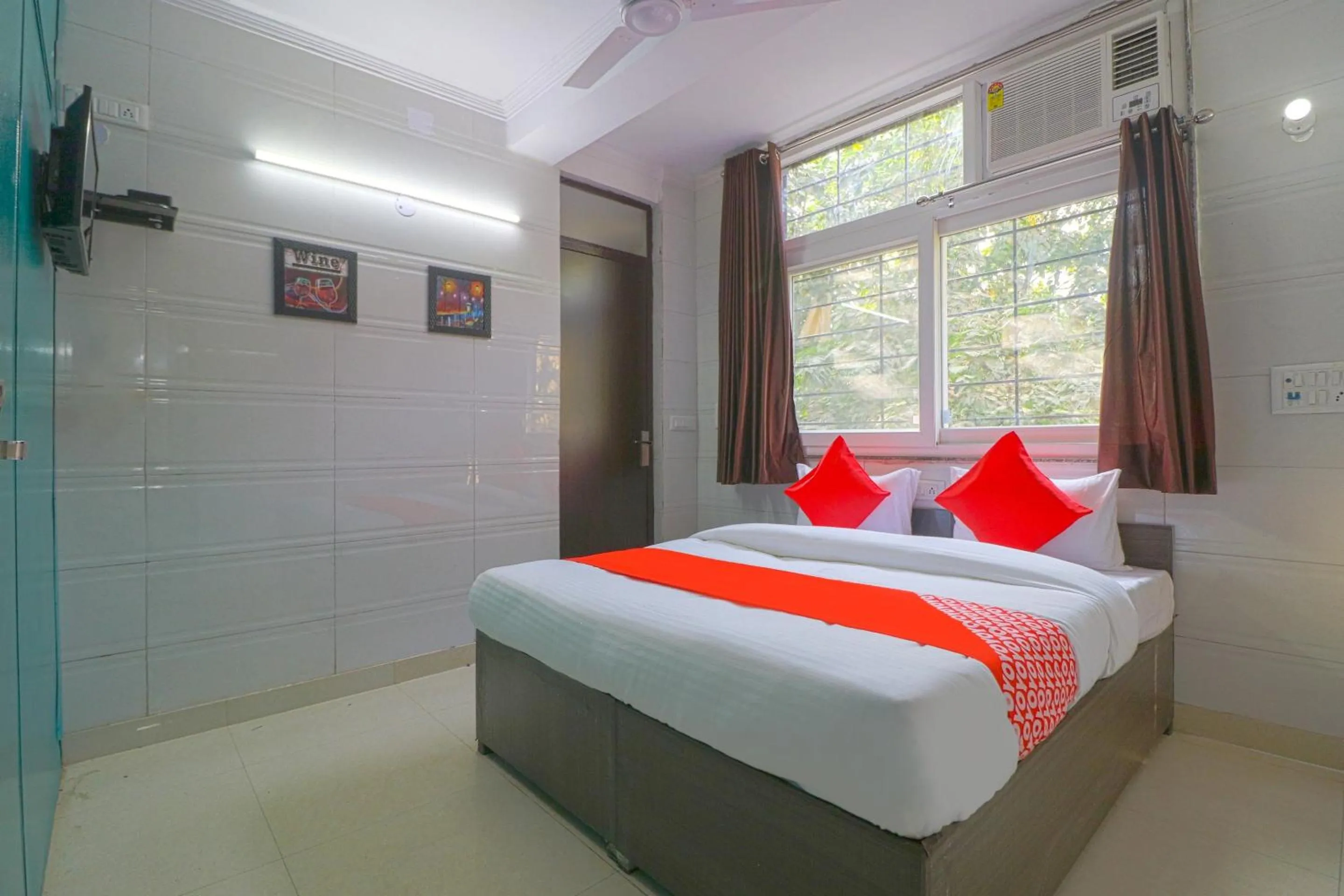 Bedroom in Hotel O Unwind