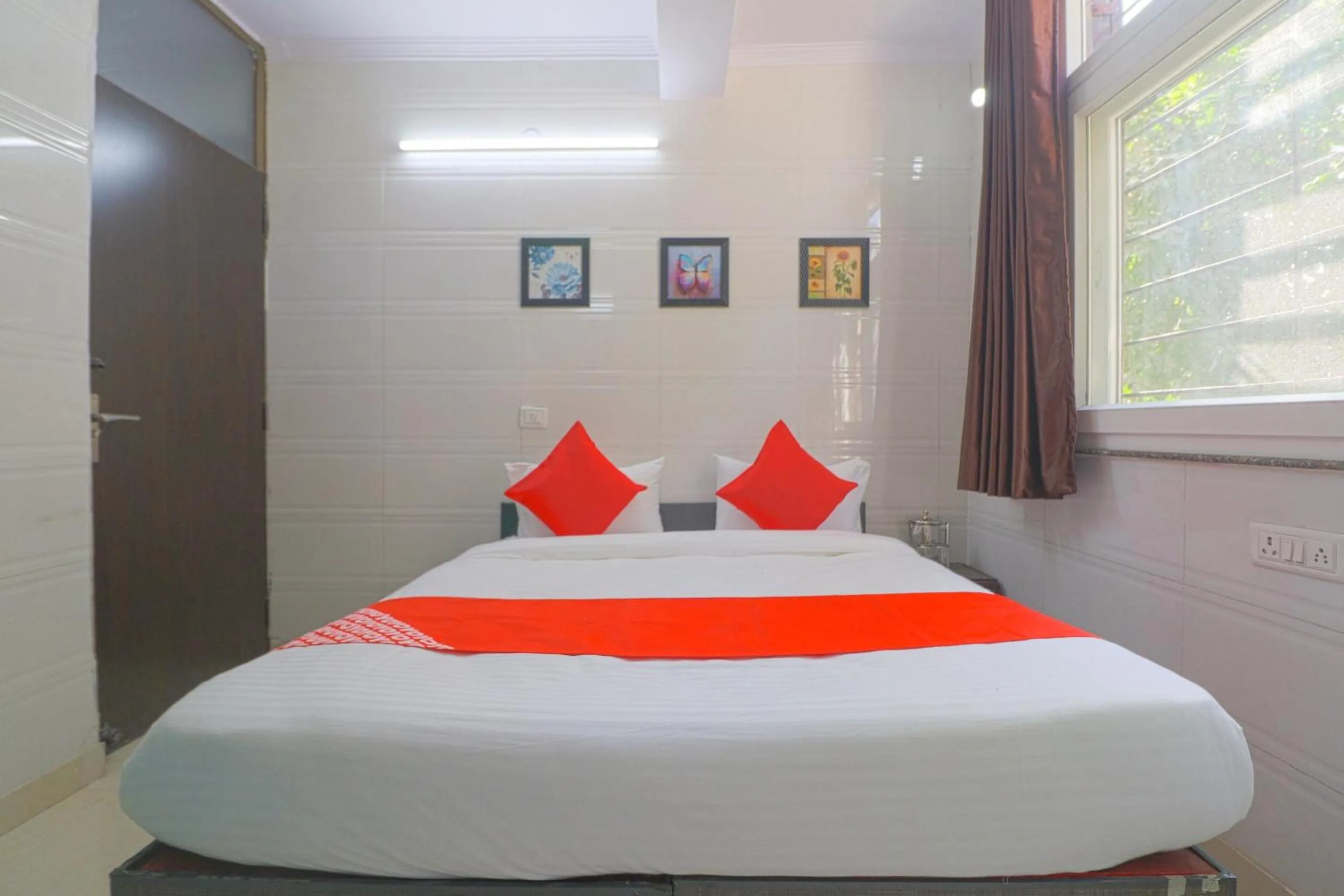 Bedroom in Hotel O Unwind