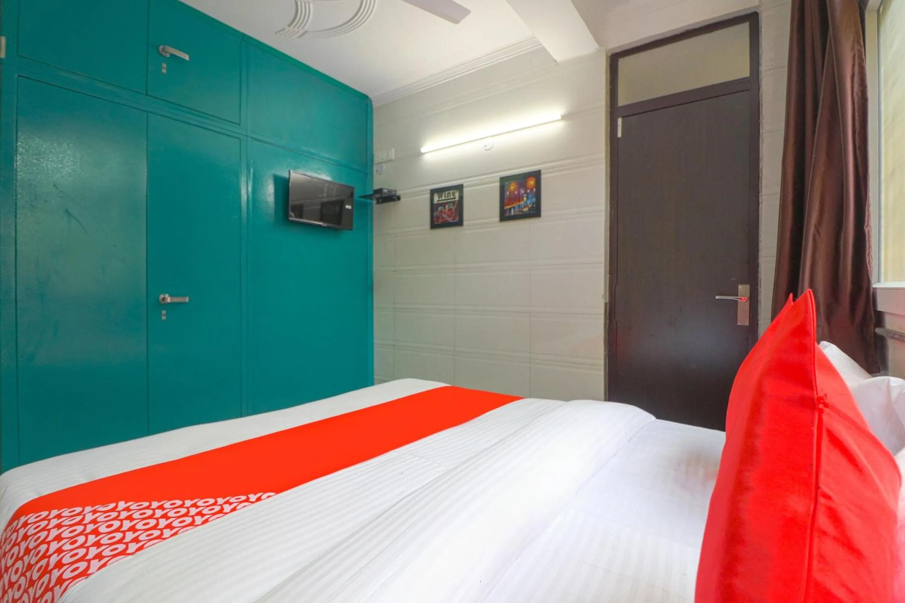 Bedroom in Hotel O Unwind