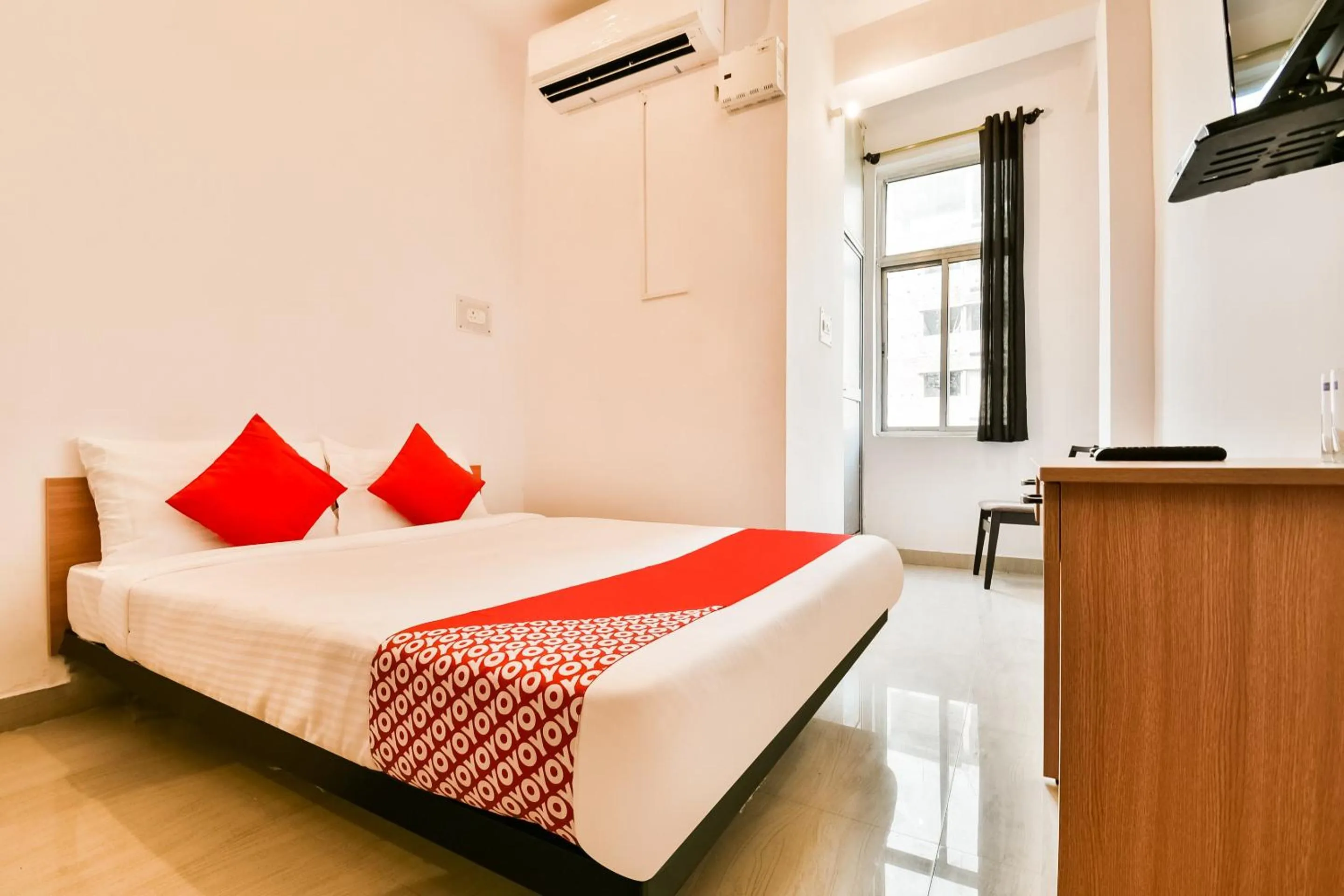 Bedroom, Bed in Hotel O AG Colony Park Patna Formerly Capital Pearl