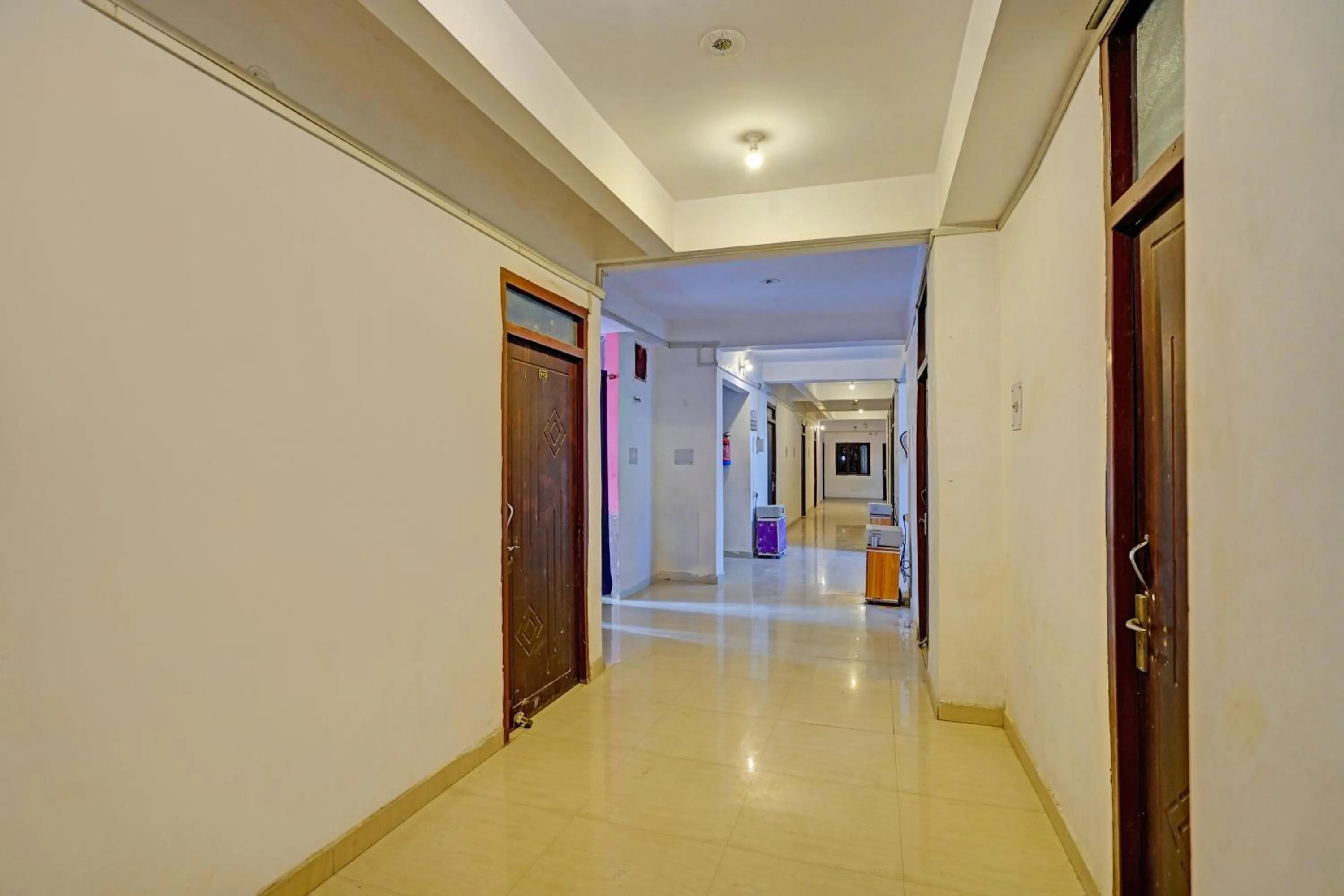 Lobby or reception in Super Hotel O AG Colony Park Patna Formerly Capital Pearl