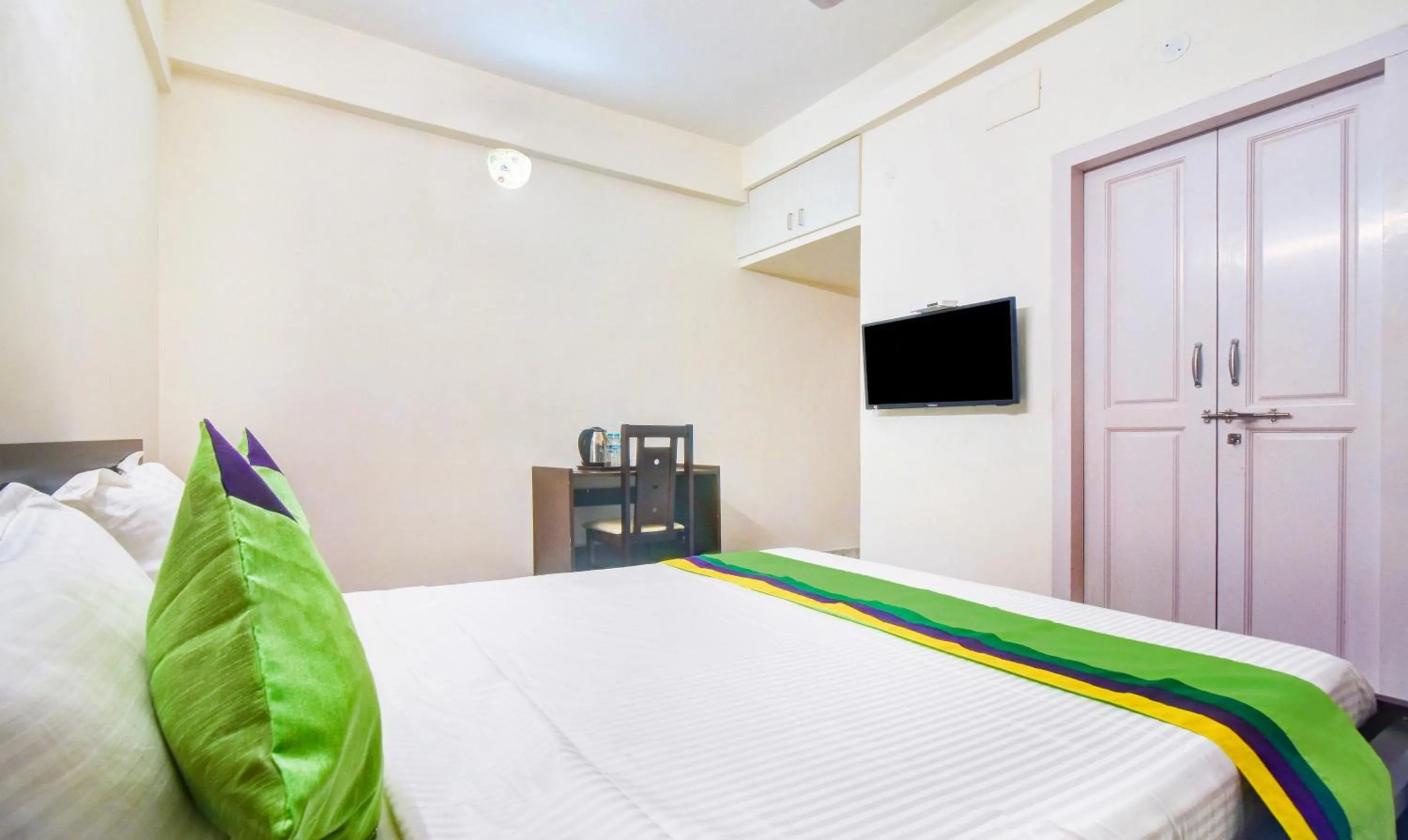 Bedroom, Bed in Treebo Eco Stay Nandanam