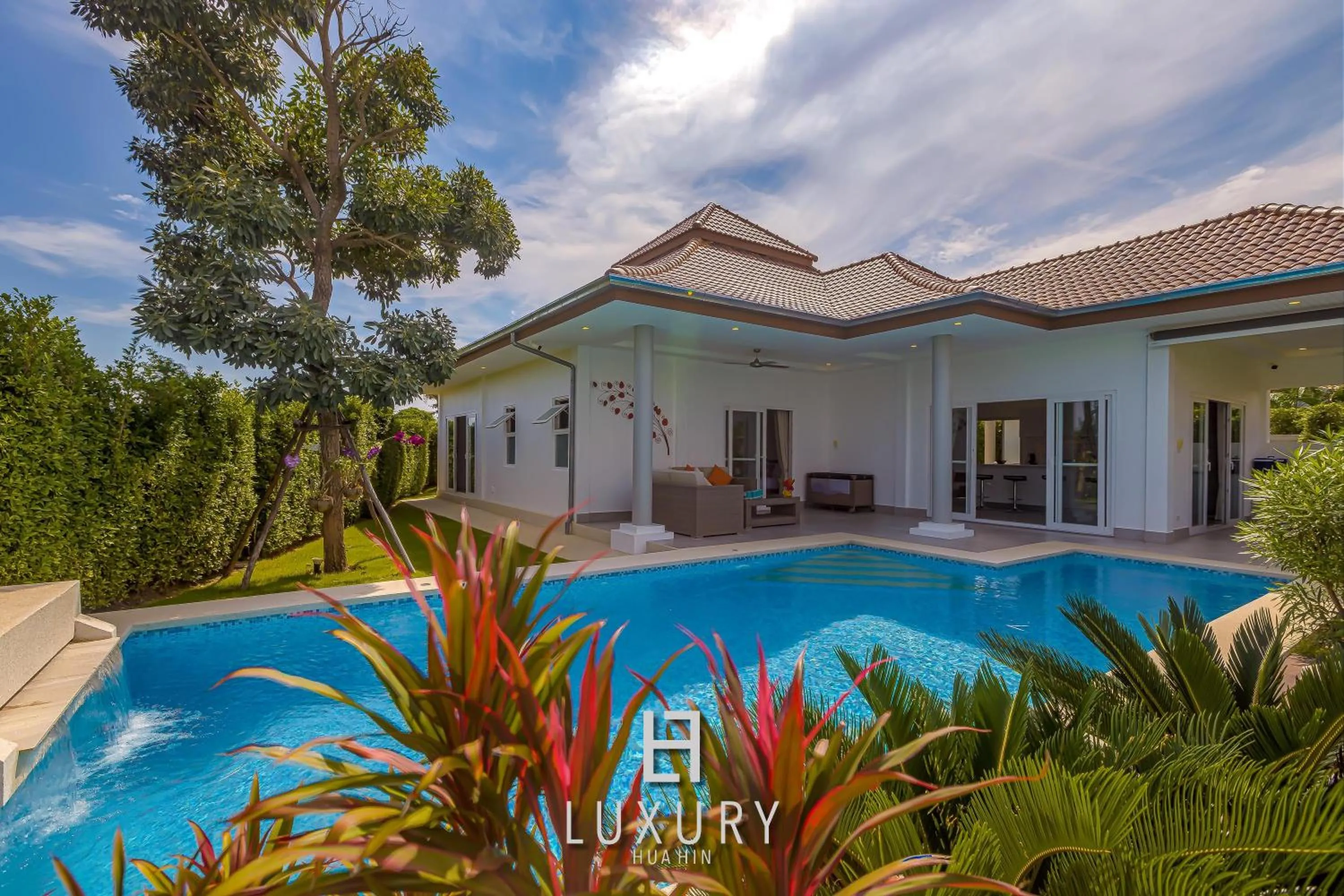 Modern 3 Bedroom Private Pool Villa - MP67