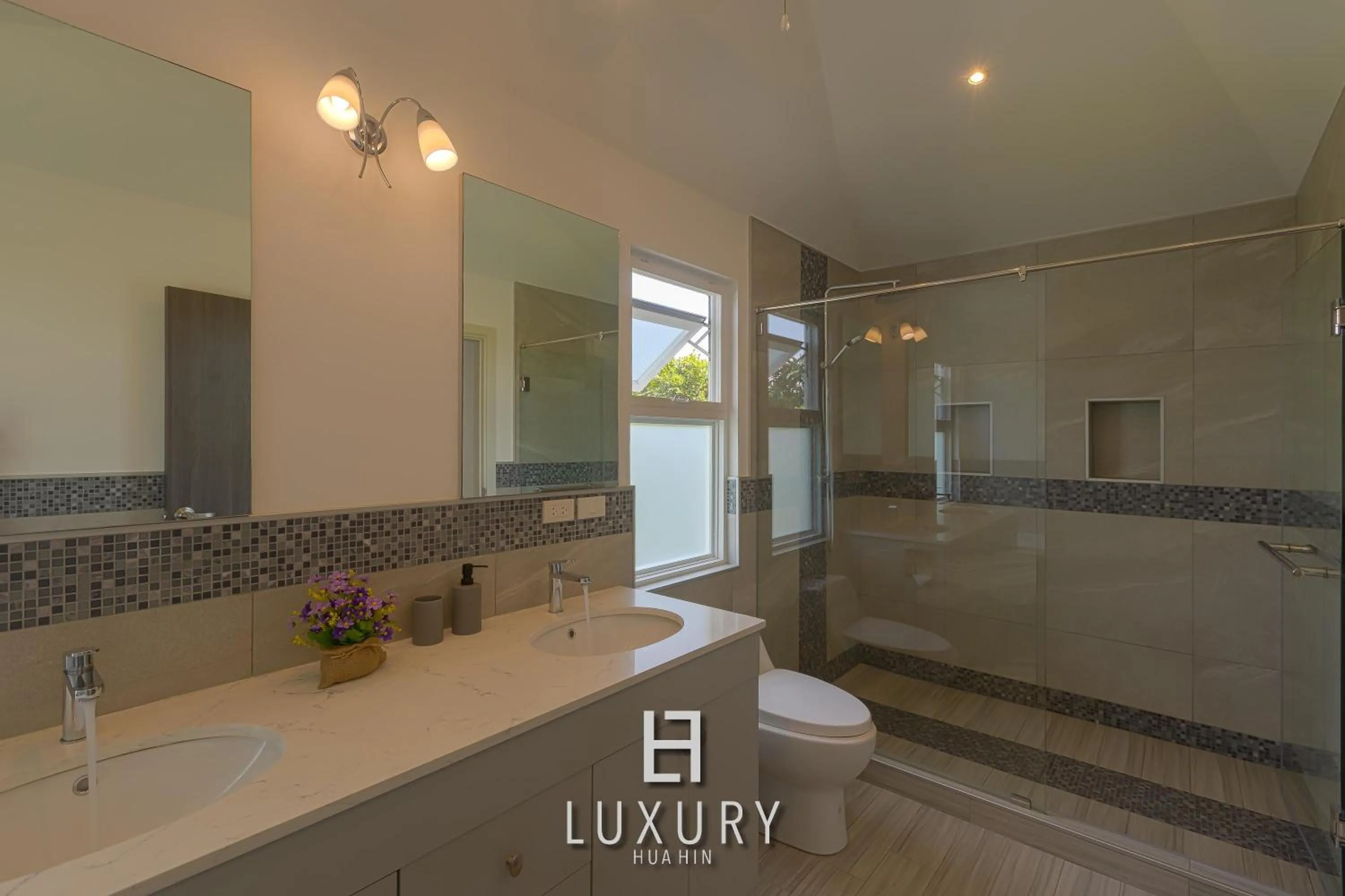 Modern 3 Bedroom Private Pool Villa - MP67