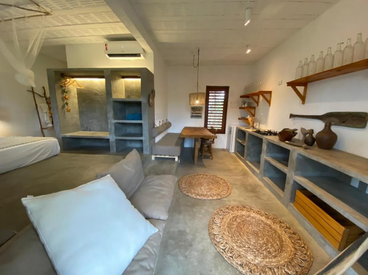 Living room, Bed in Villa Siriguela