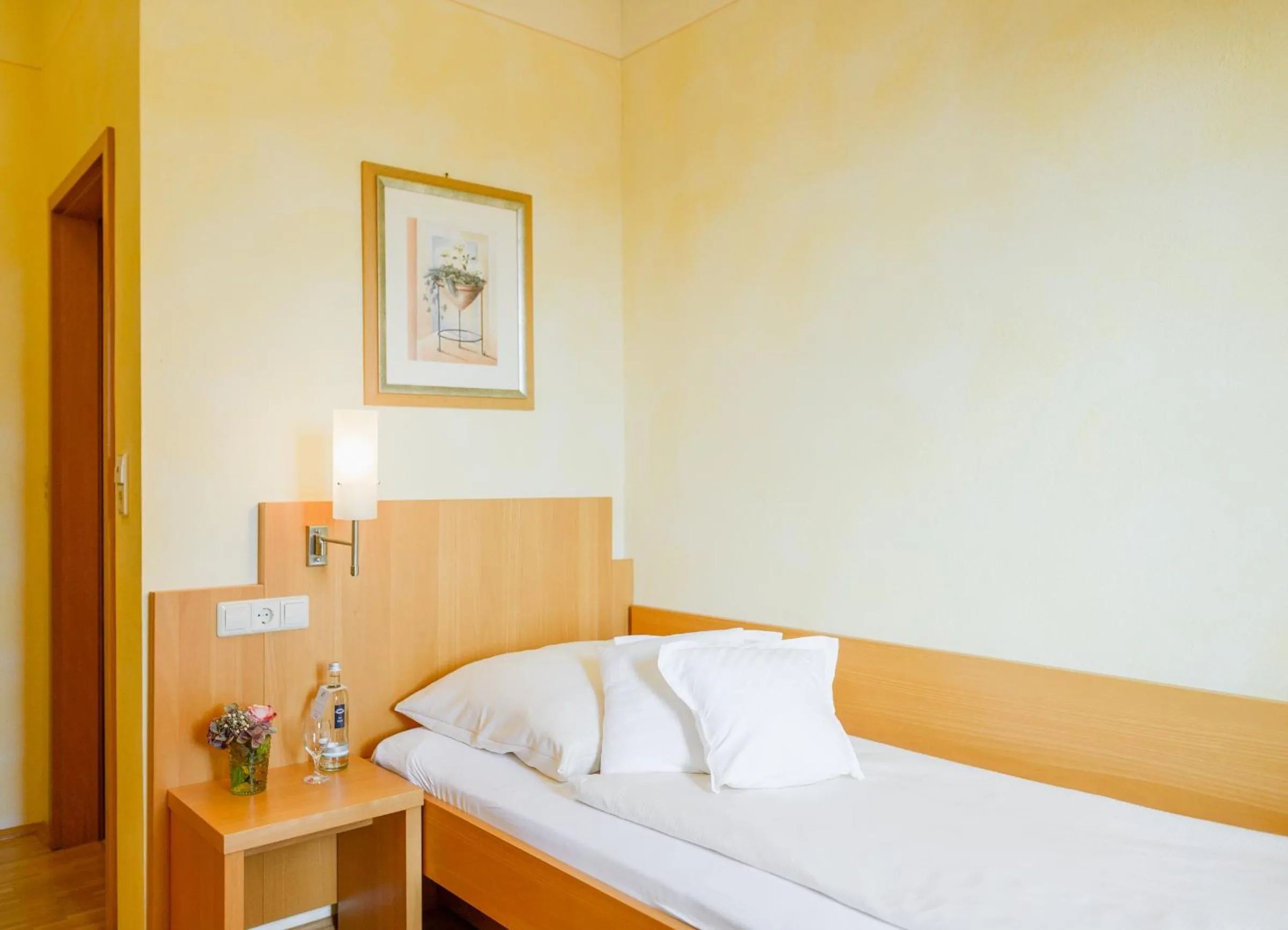 Bed in Hotel Kollektur