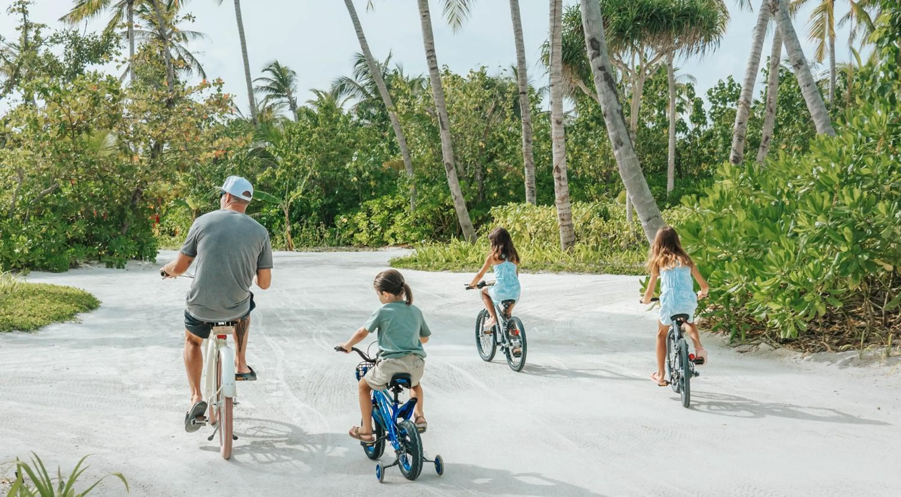 Cycling in Patina Maldives, Fari Islands