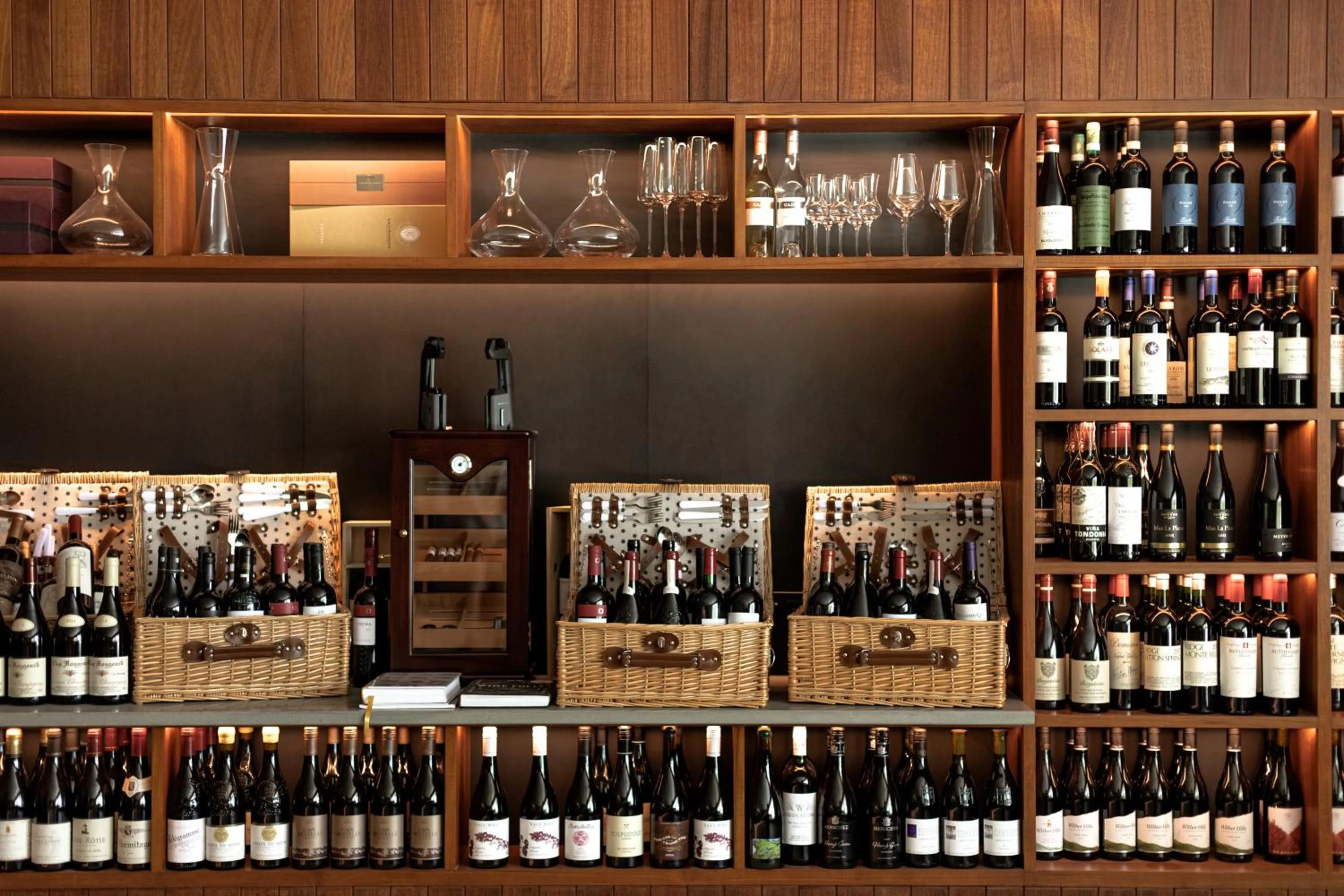 Restaurant/places to eat in Patina Maldives, Fari Islands