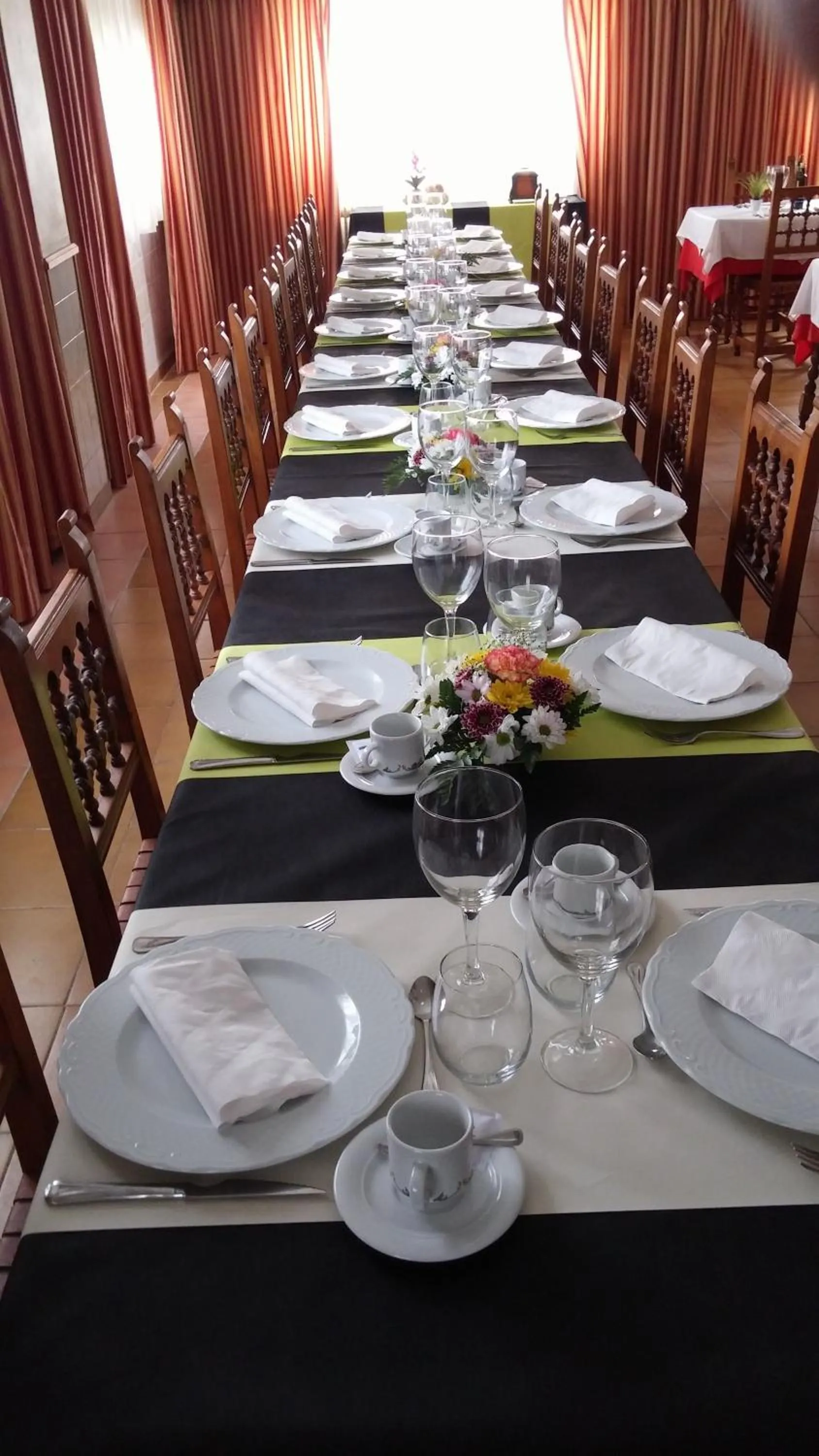 Restaurant/places to eat in Hostal Restaurante Rijujama