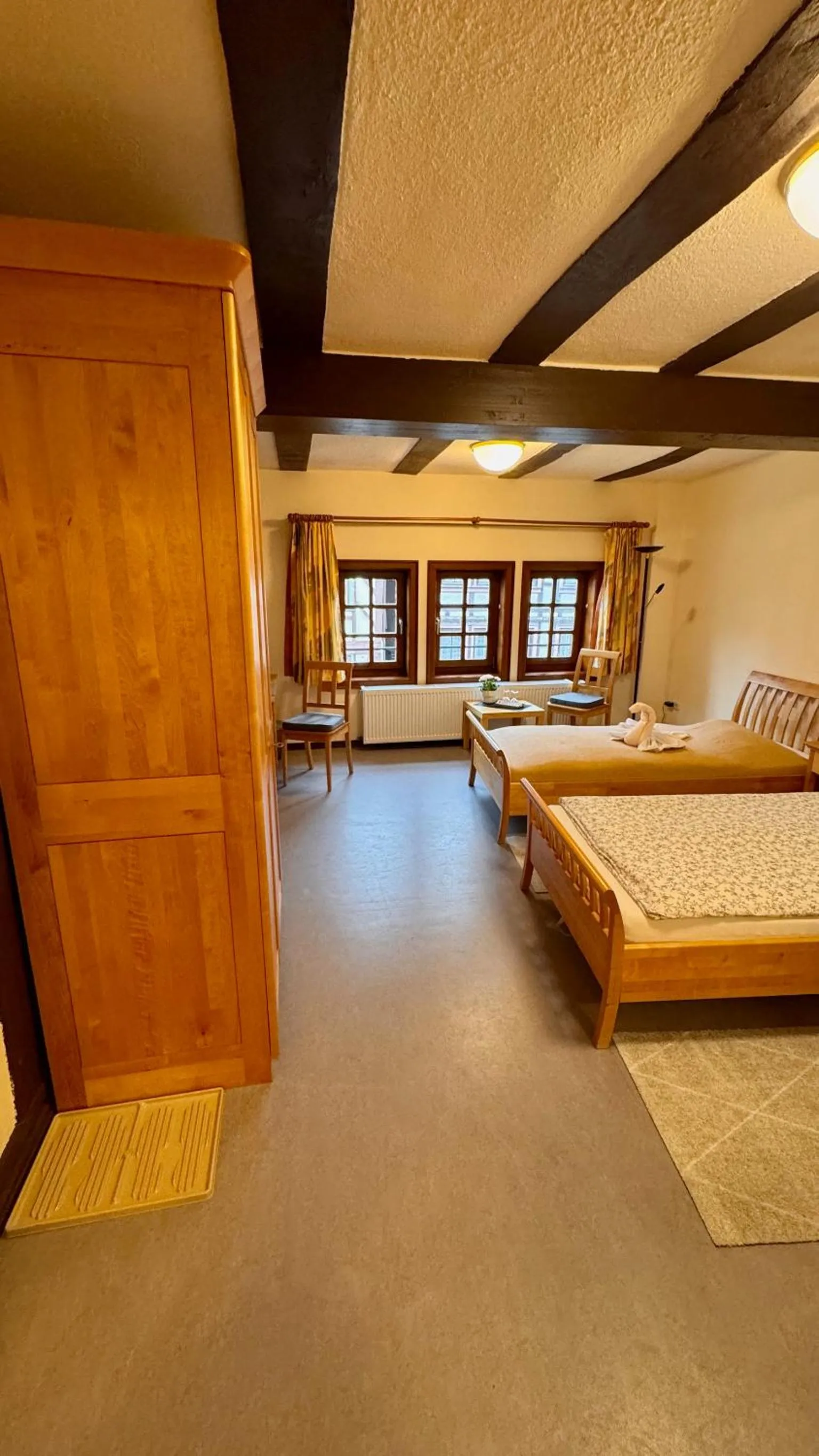 Bed in Hotel im Hochzeitshaus