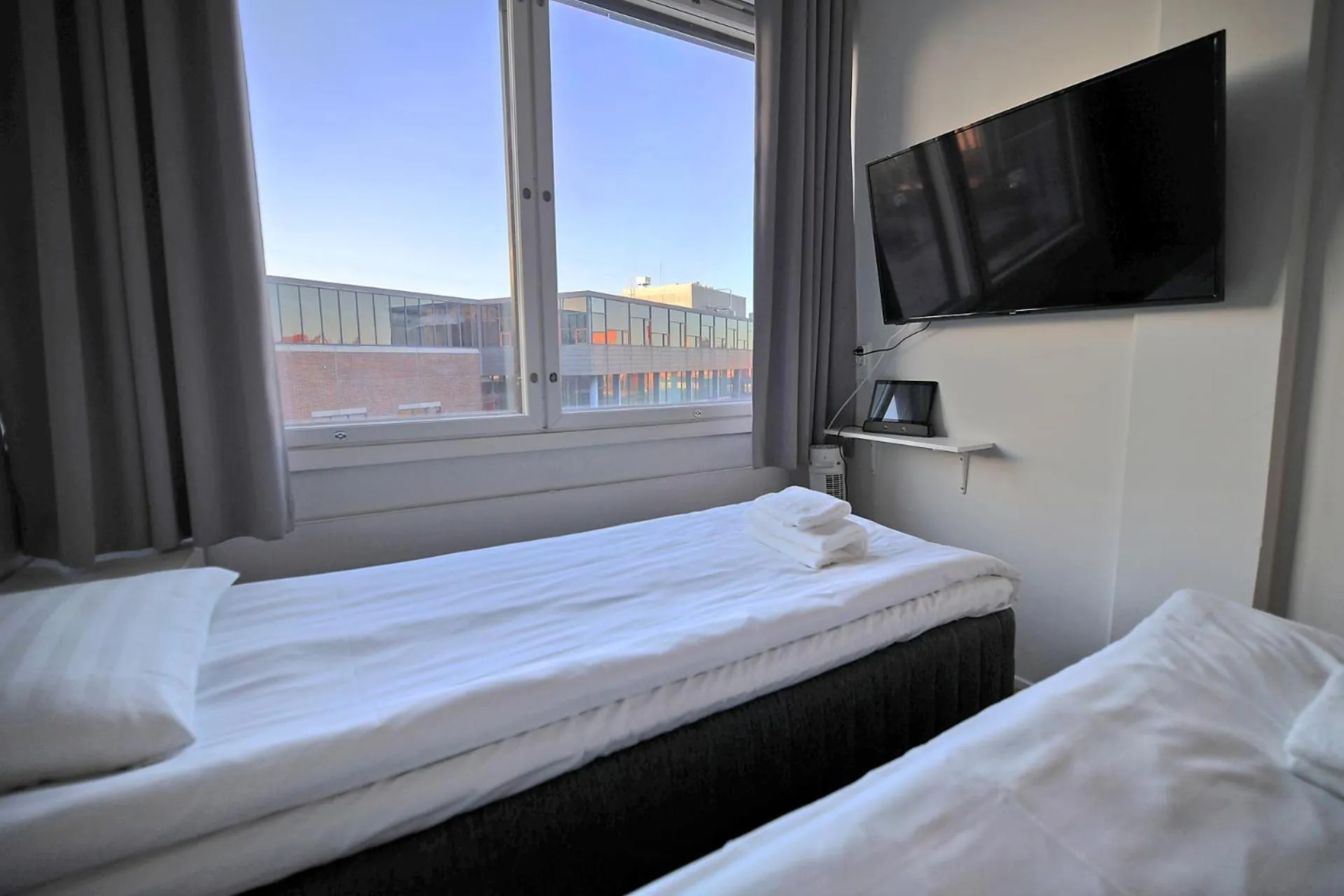 TV and multimedia, Bed in Hotelli Kerava