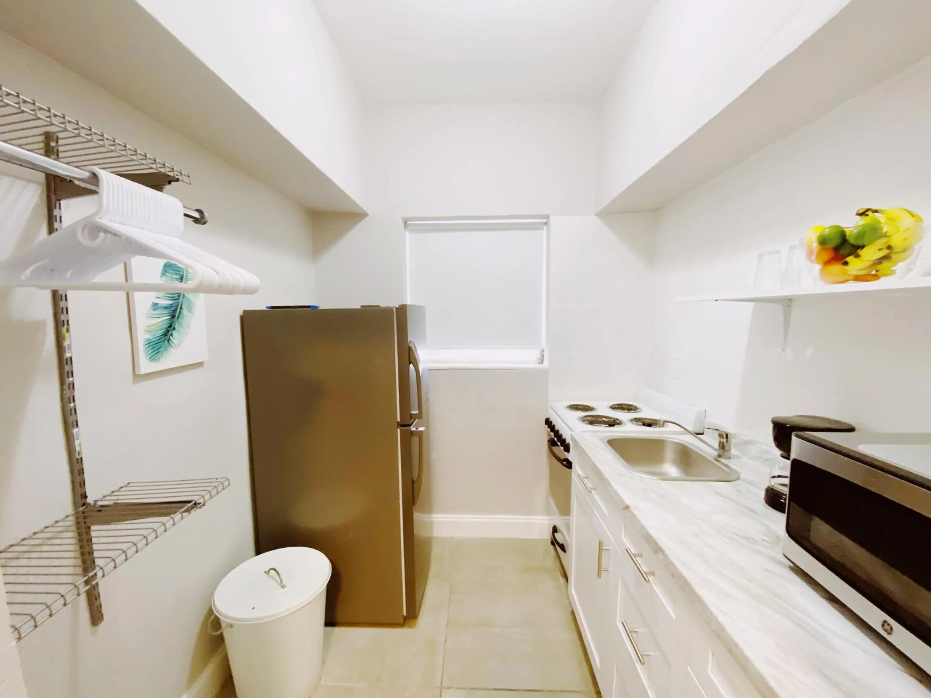 Kitchen or kitchenette in Miami International by Lowkl