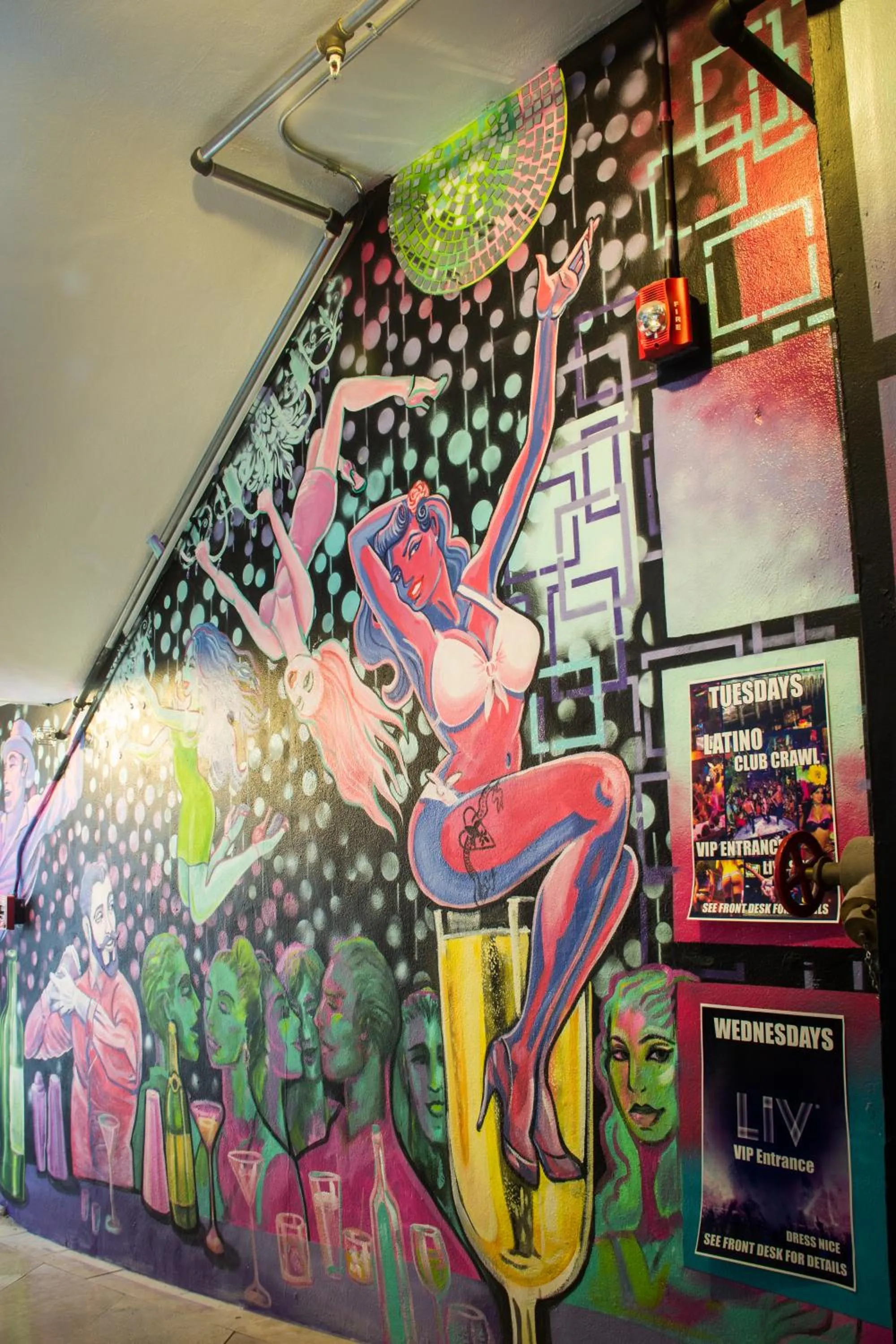 Decorative detail in Miami International by Lowkl