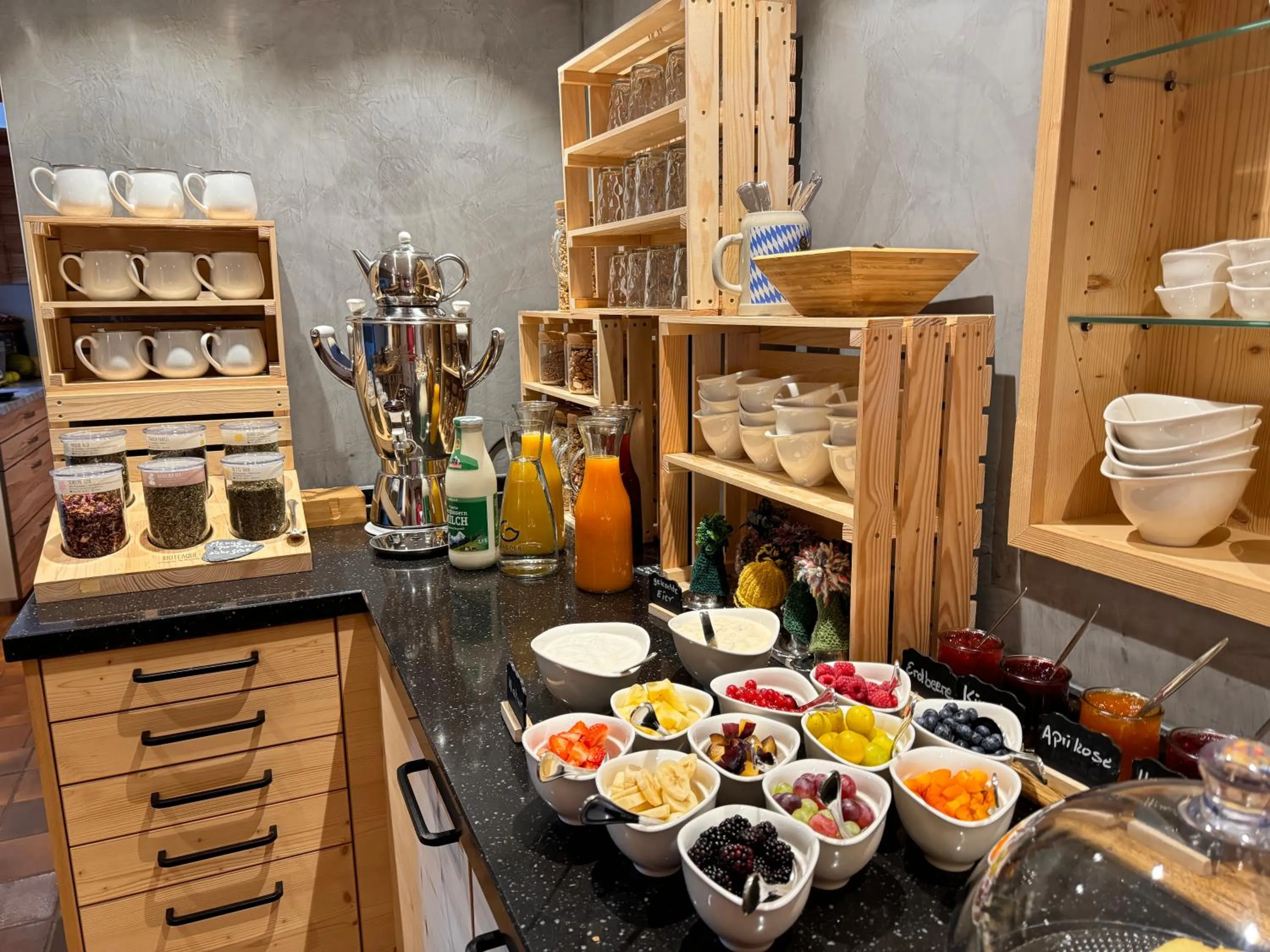 Breakfast in Gästehaus Edlhuber