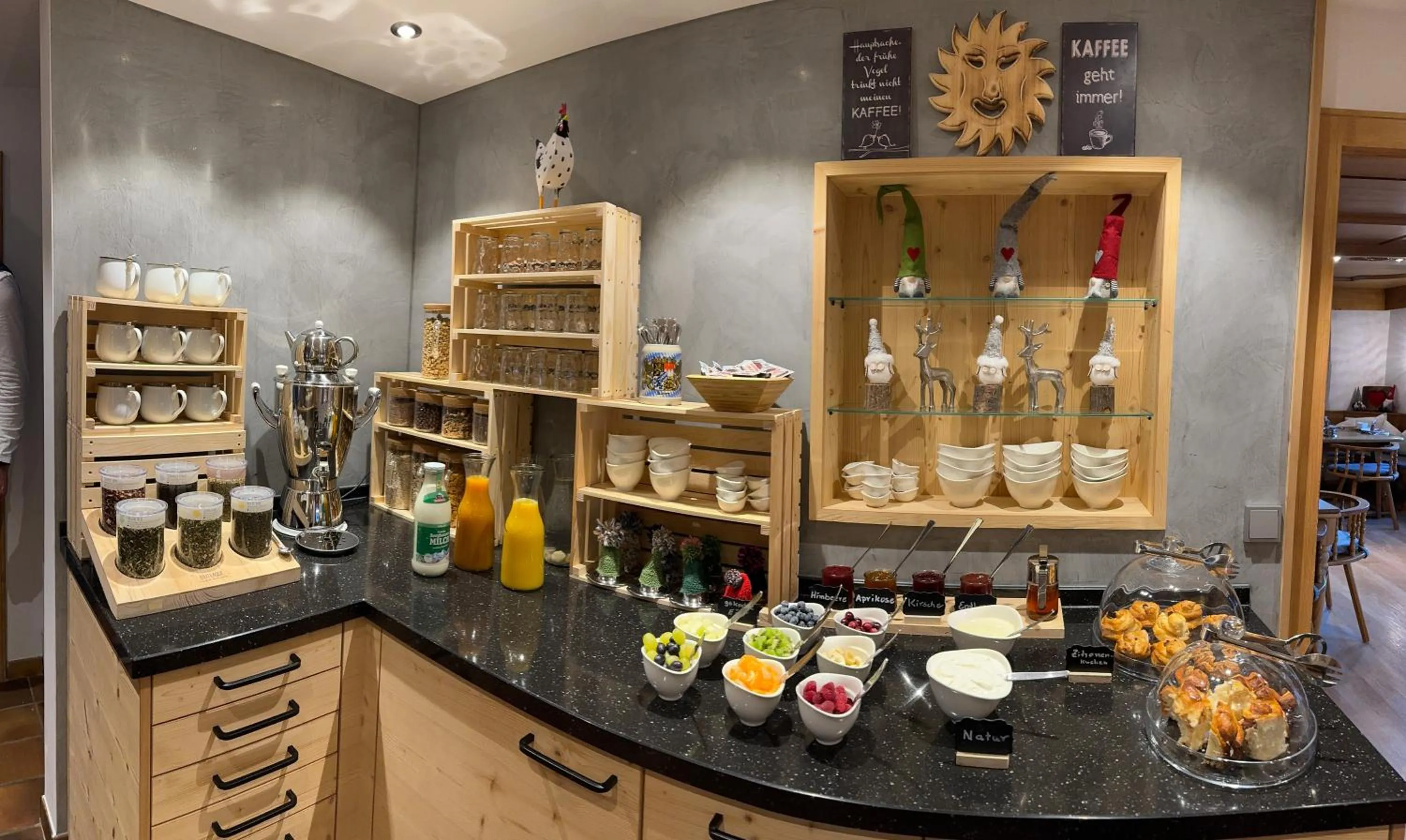 Breakfast in Gästehaus Edlhuber