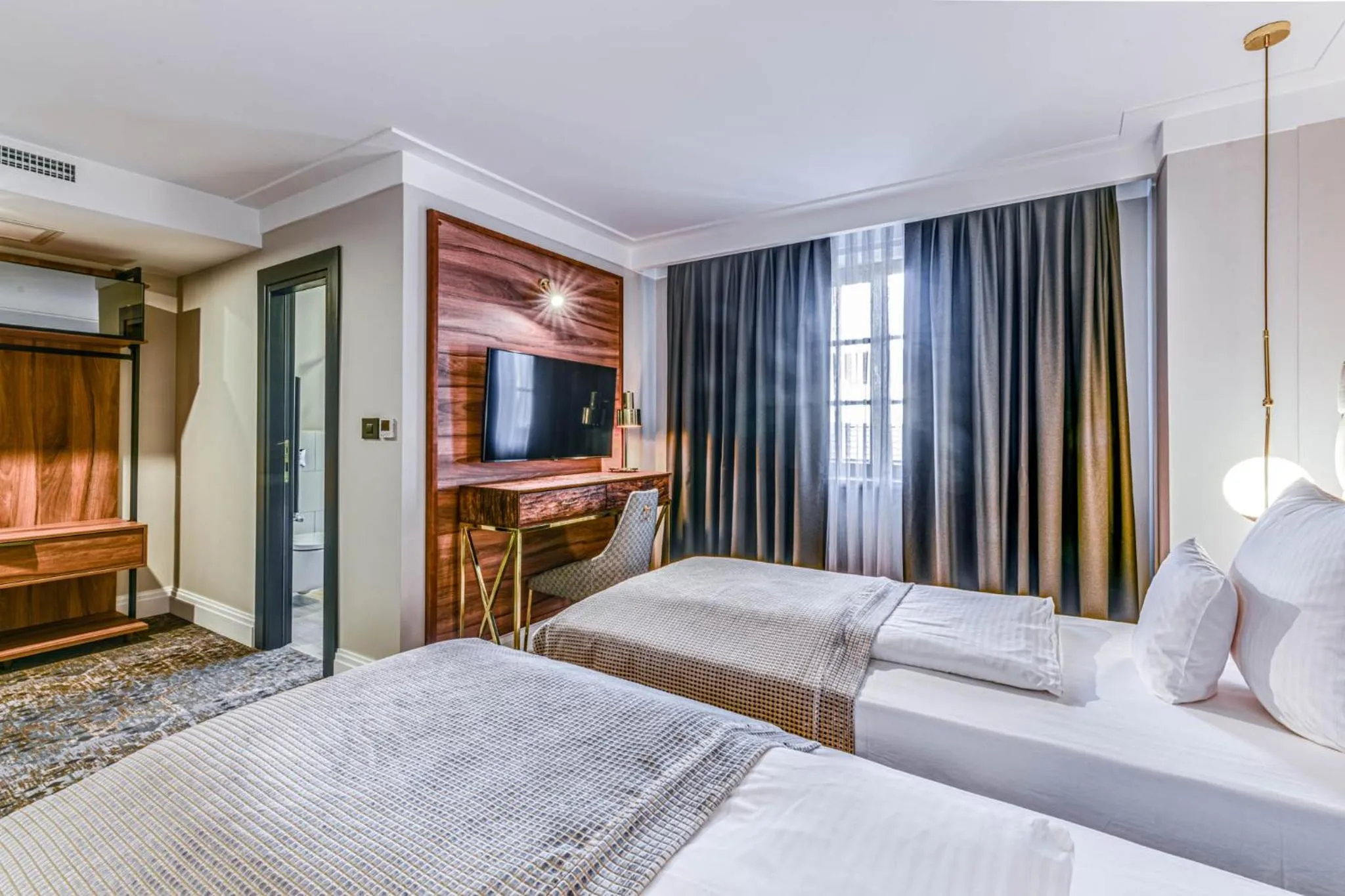 Bed in HOTEL BOUTIQUE DONNA ANNA