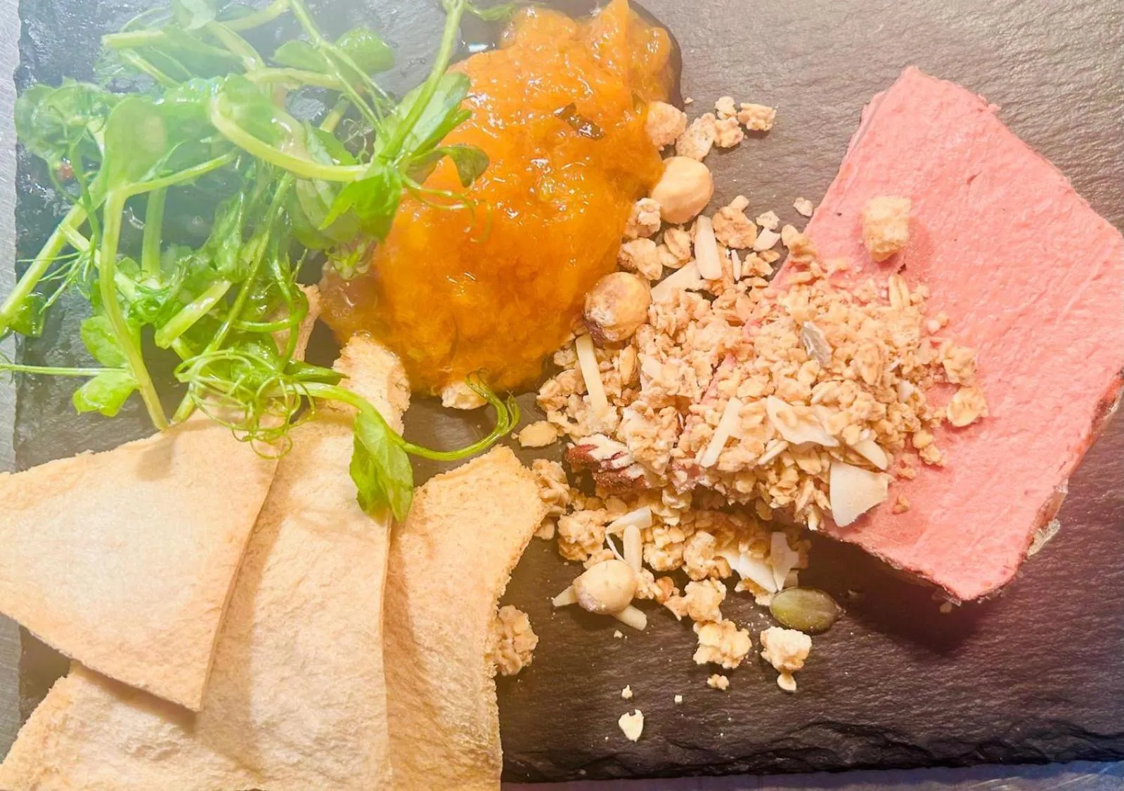 Food and drinks in Three Tuns Ashwell