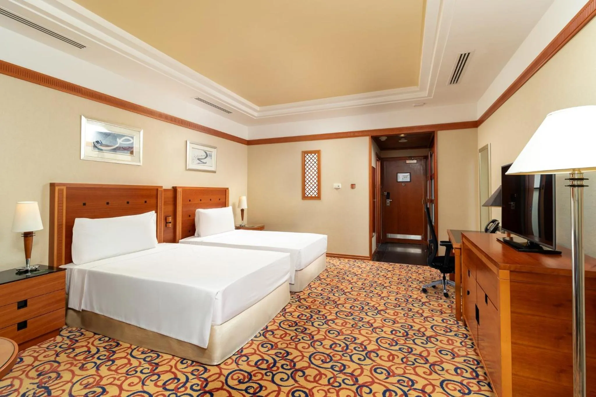 Photo of the whole room, Bed in Holiday Inn Kuwait by IHG