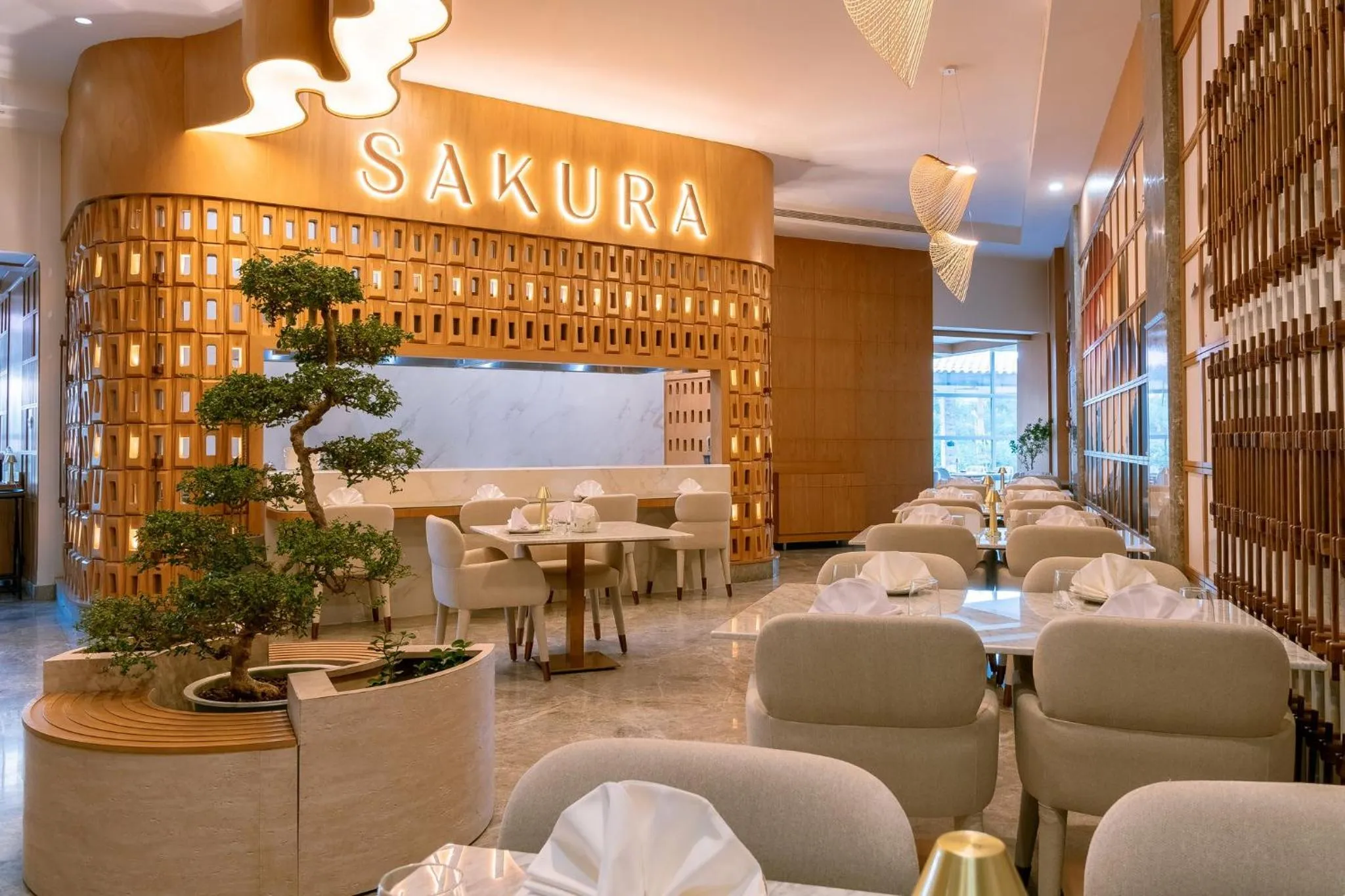 Restaurant/places to eat in Holiday Inn Kuwait by IHG