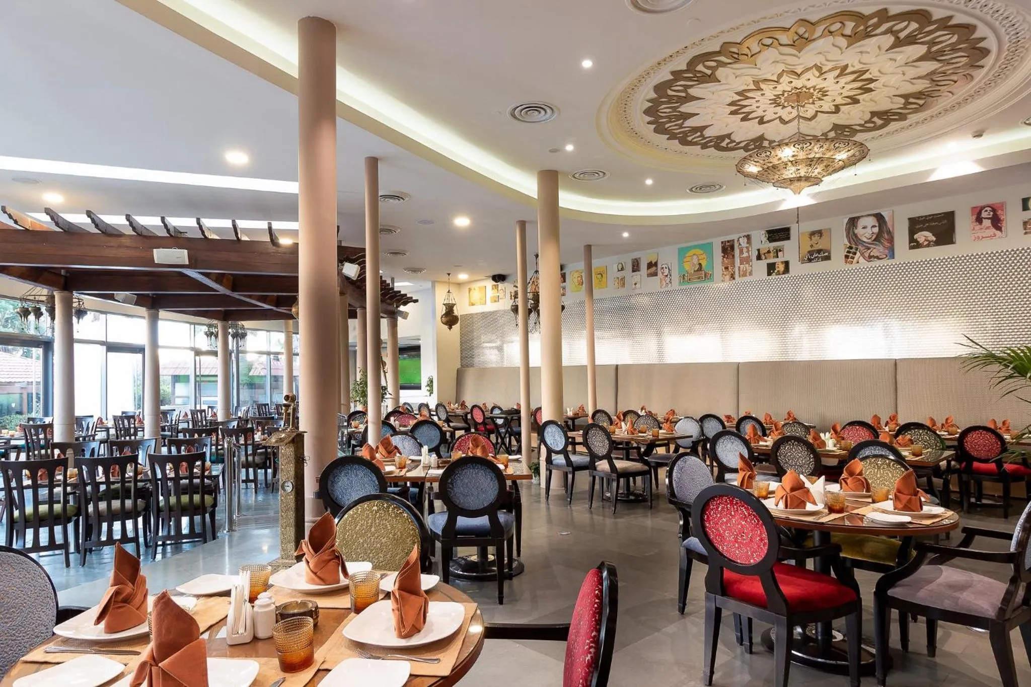 Restaurant/places to eat in Holiday Inn Kuwait by IHG