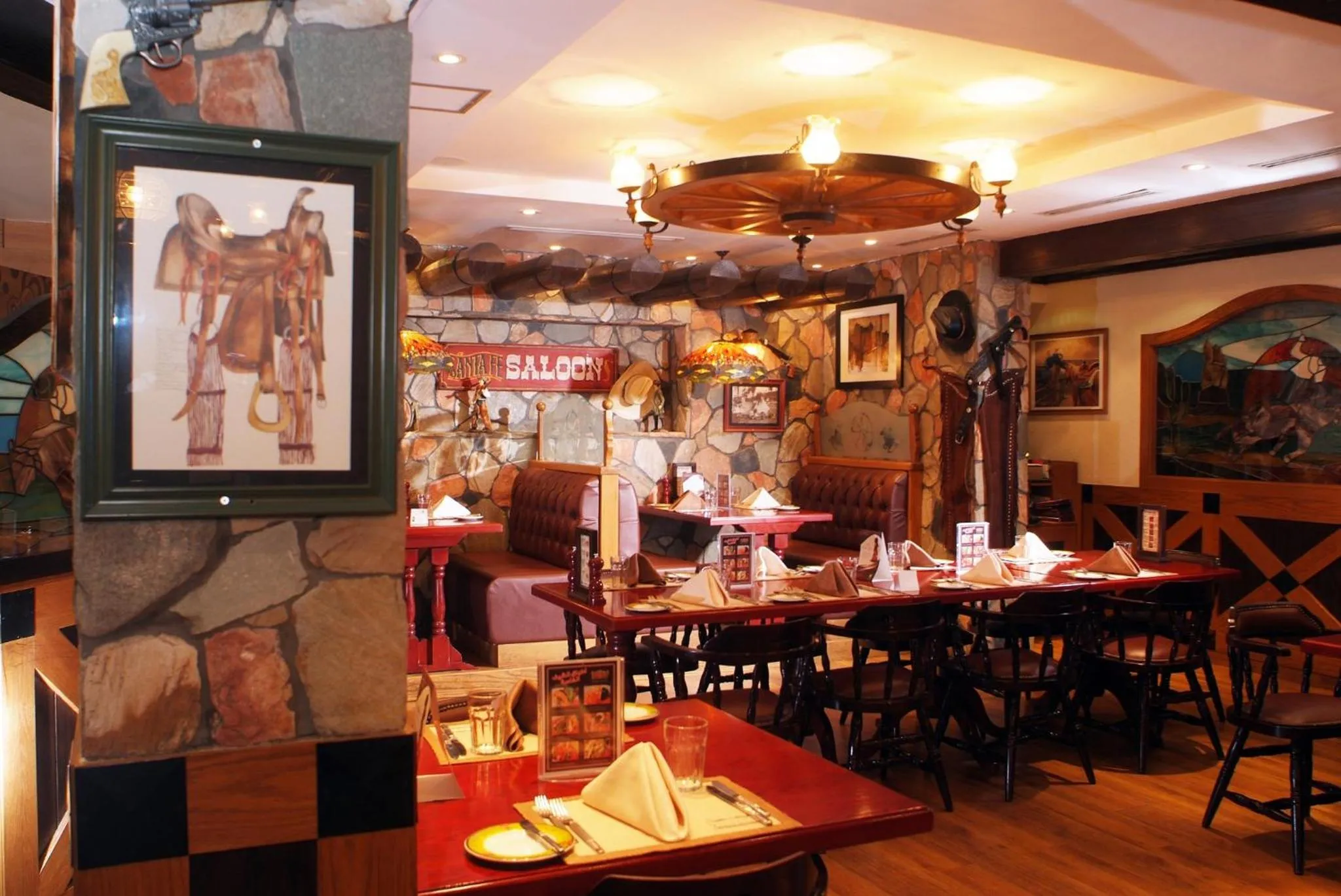 Restaurant/places to eat in Holiday Inn Kuwait by IHG