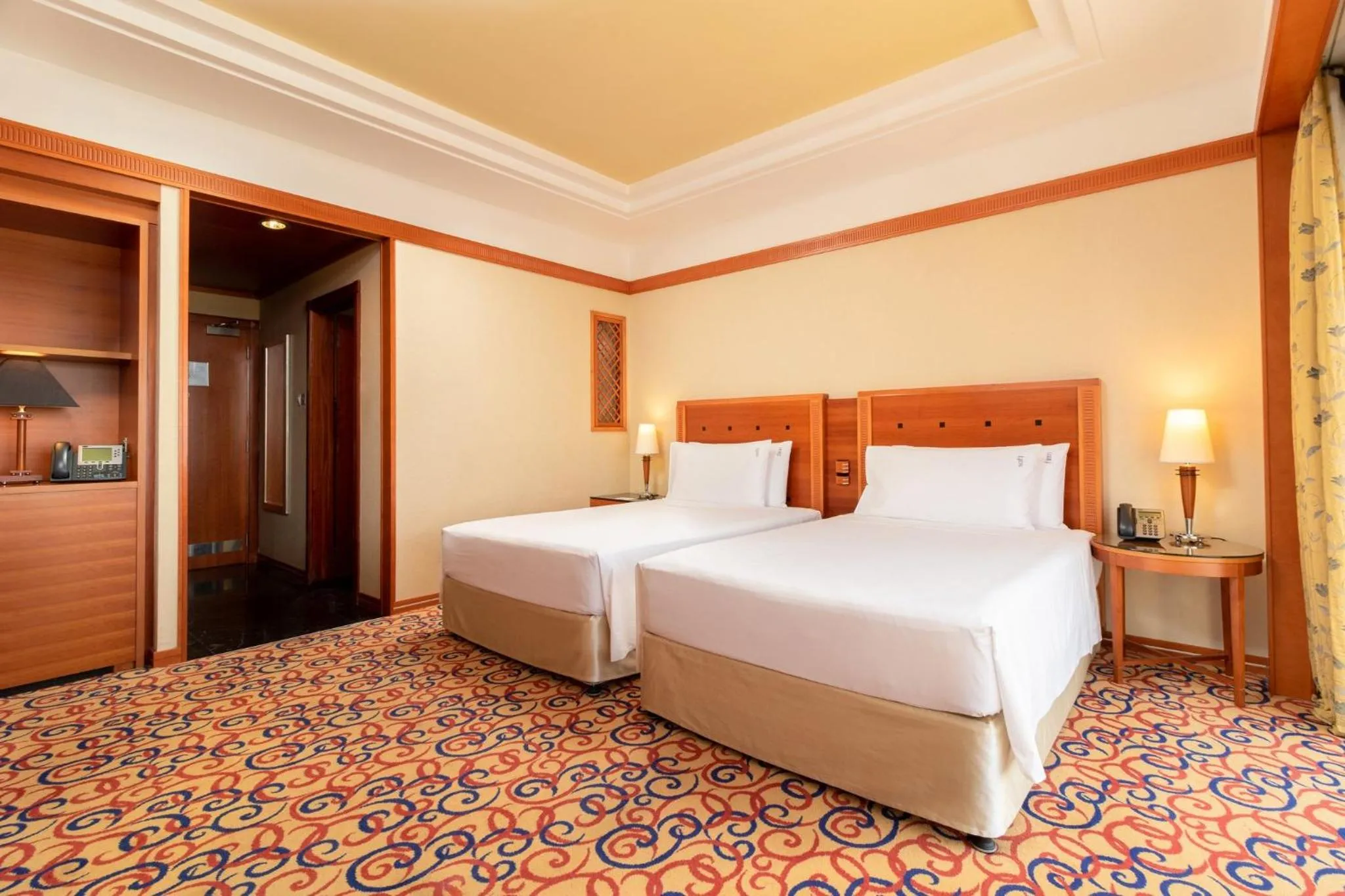 Photo of the whole room, Bed in Holiday Inn Kuwait by IHG