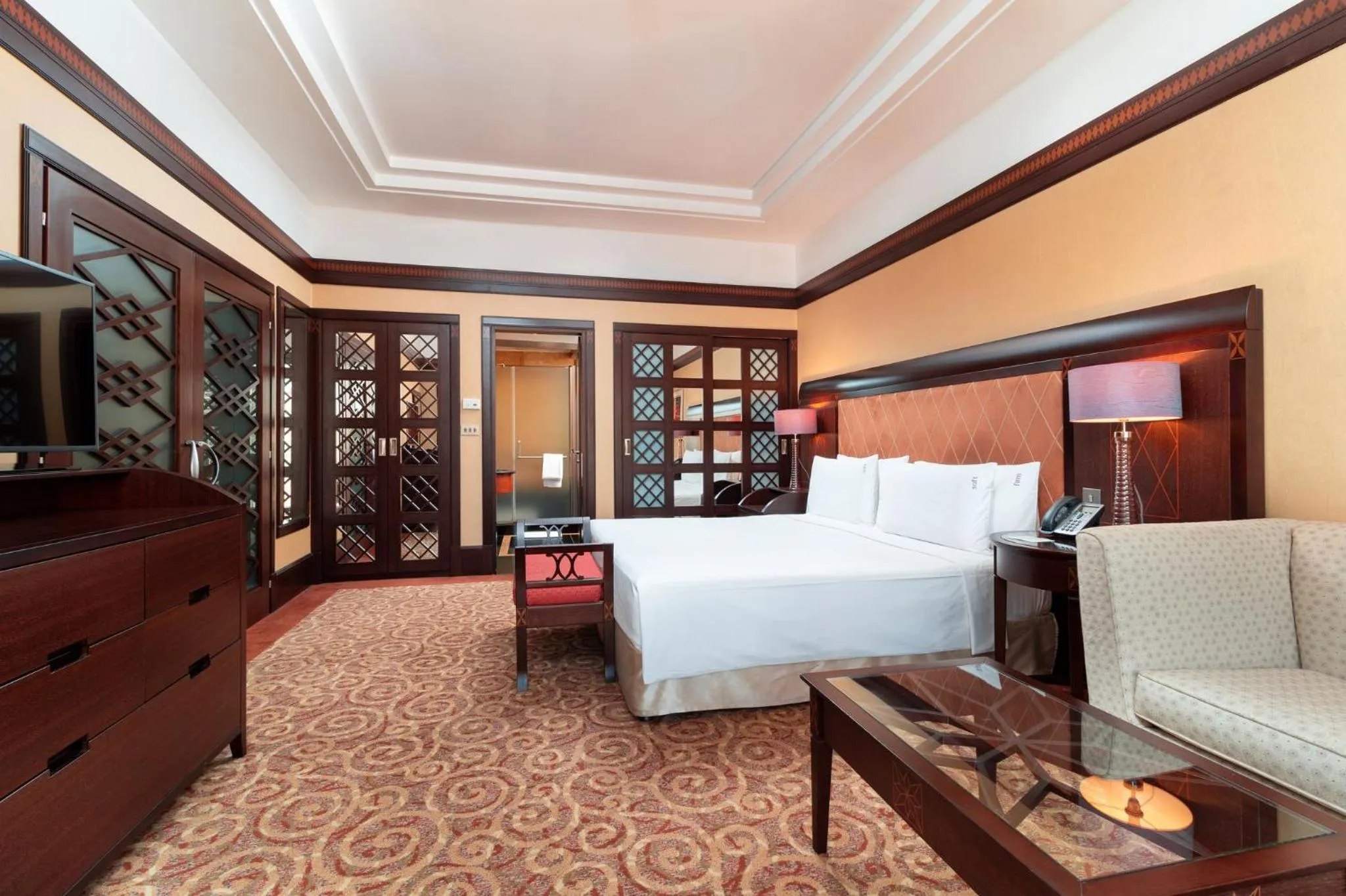 Photo of the whole room, Bed in Holiday Inn Kuwait by IHG