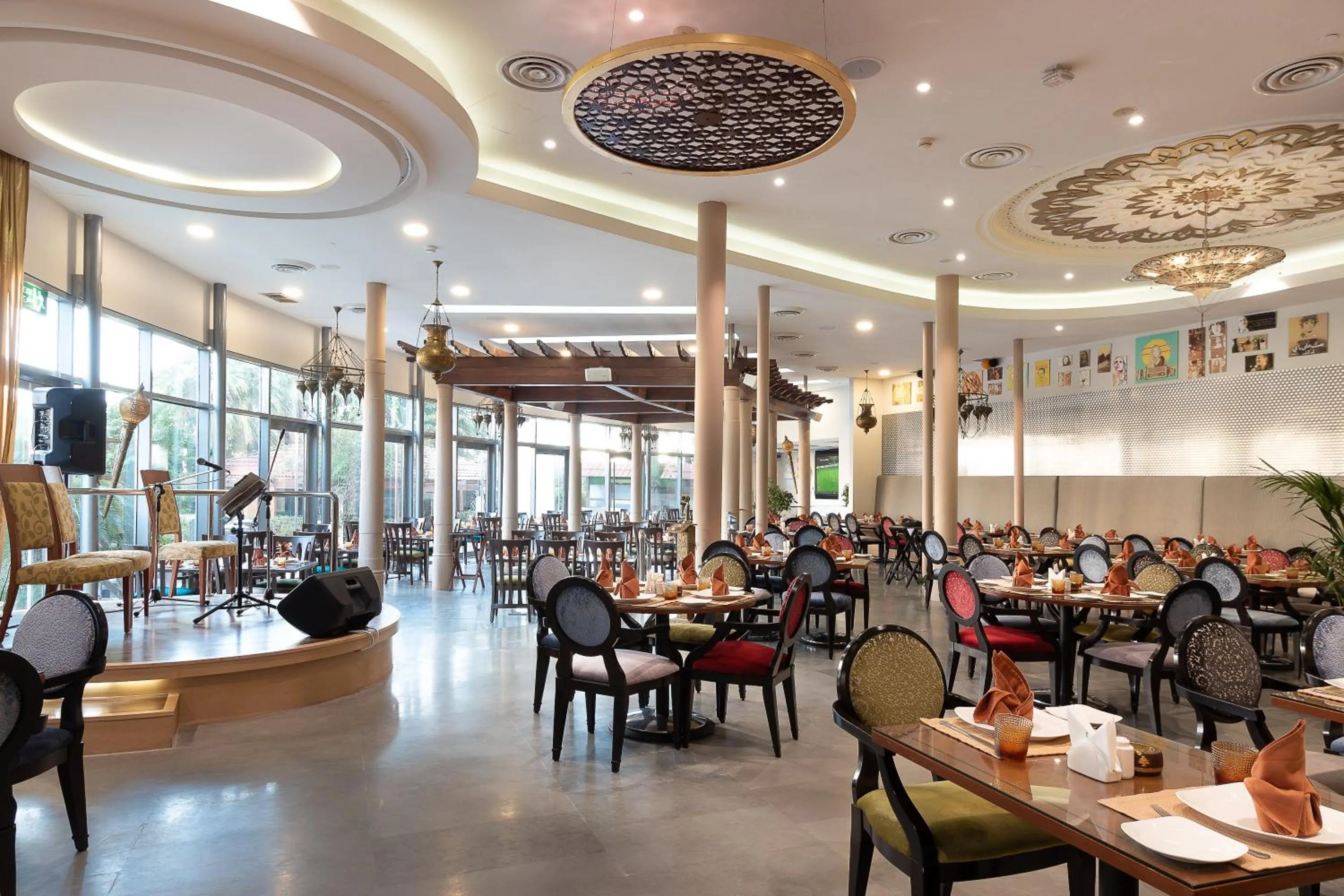 Restaurant/places to eat in Holiday Inn Kuwait by IHG