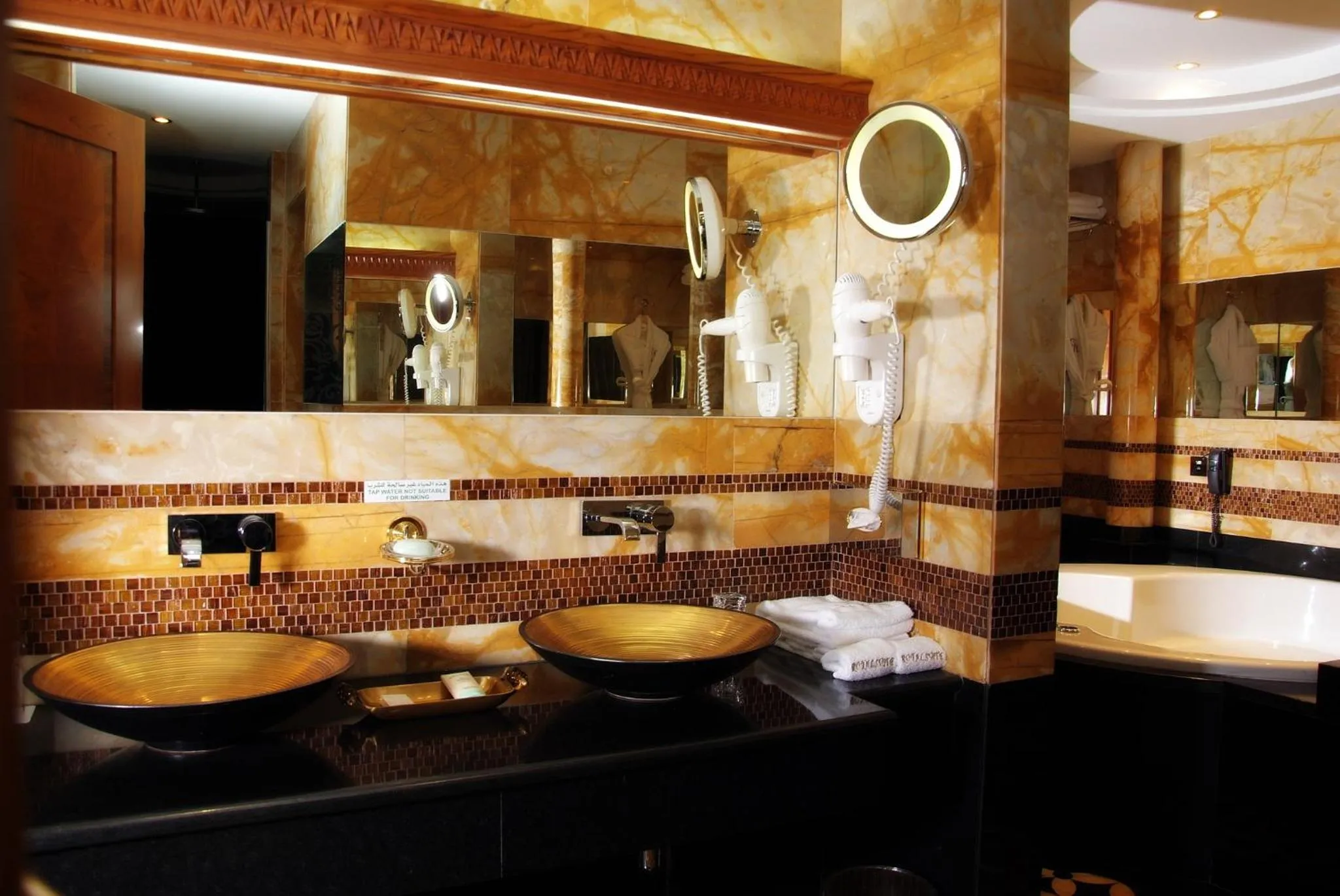 Photo of the whole room in Holiday Inn Kuwait by IHG