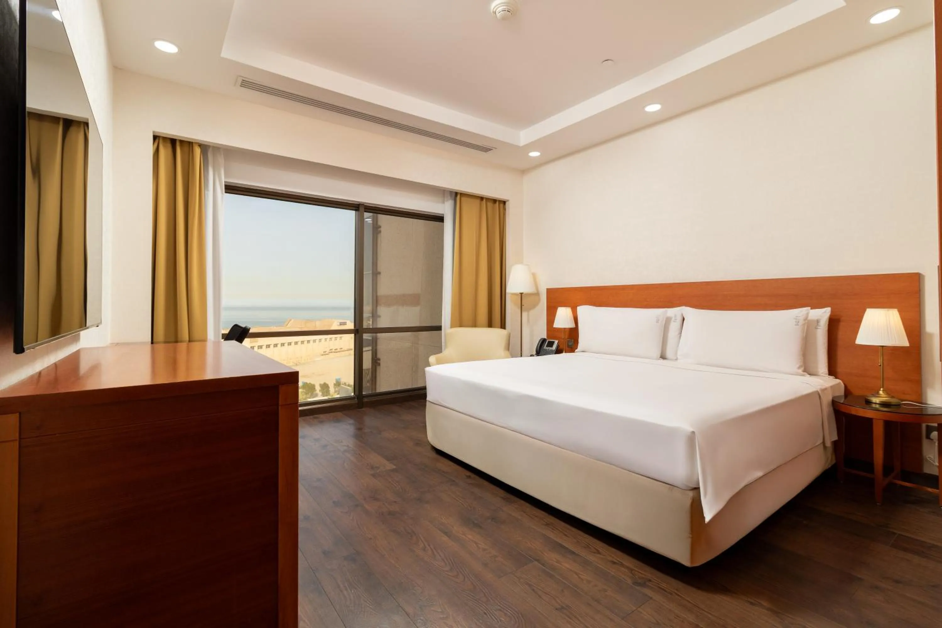 Bedroom, Bed in Holiday Inn Kuwait by IHG